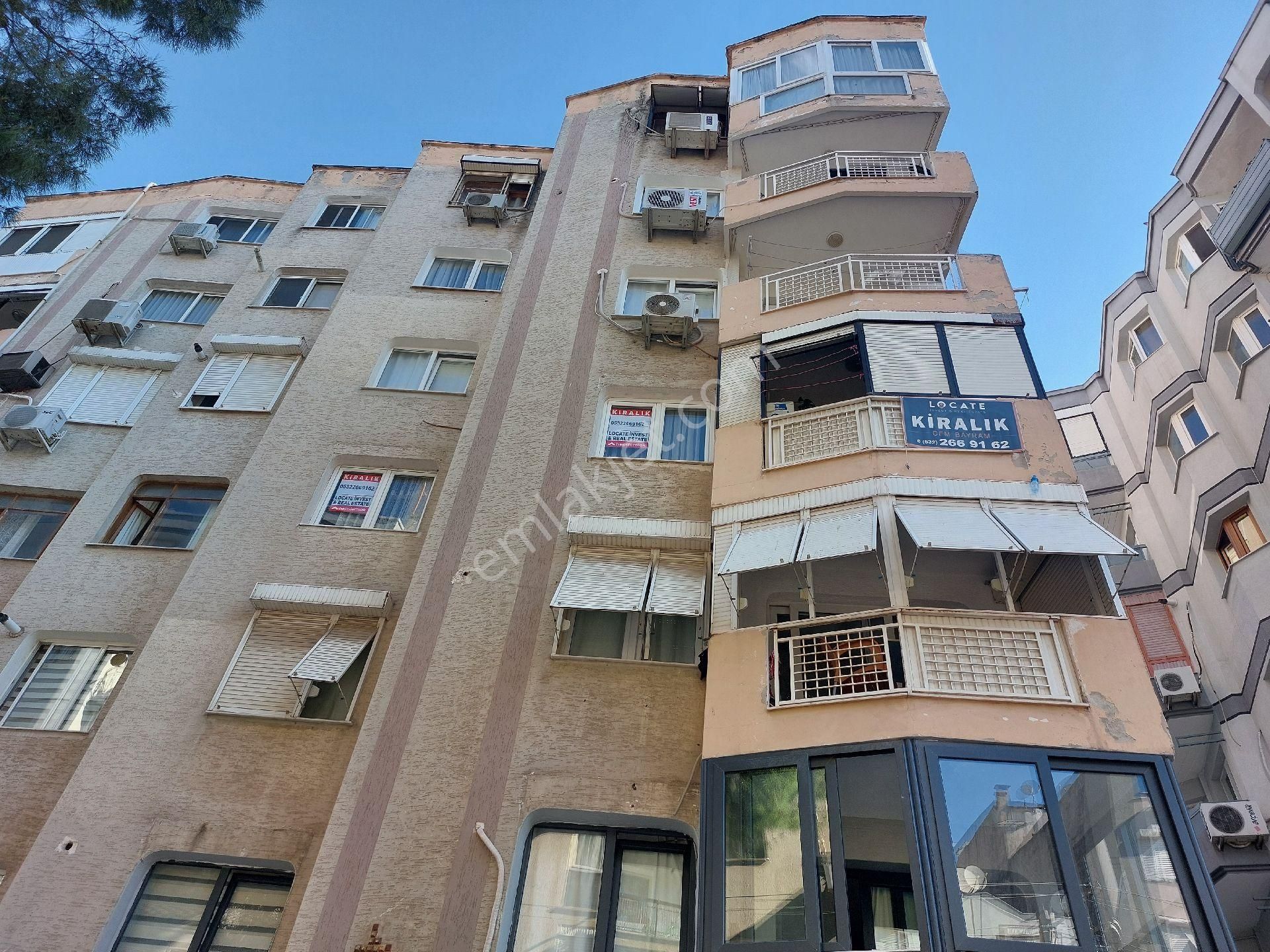İzmir Karşıyaka Bahariye Mah.de Eşyalı Kiralık 3+1 Daire