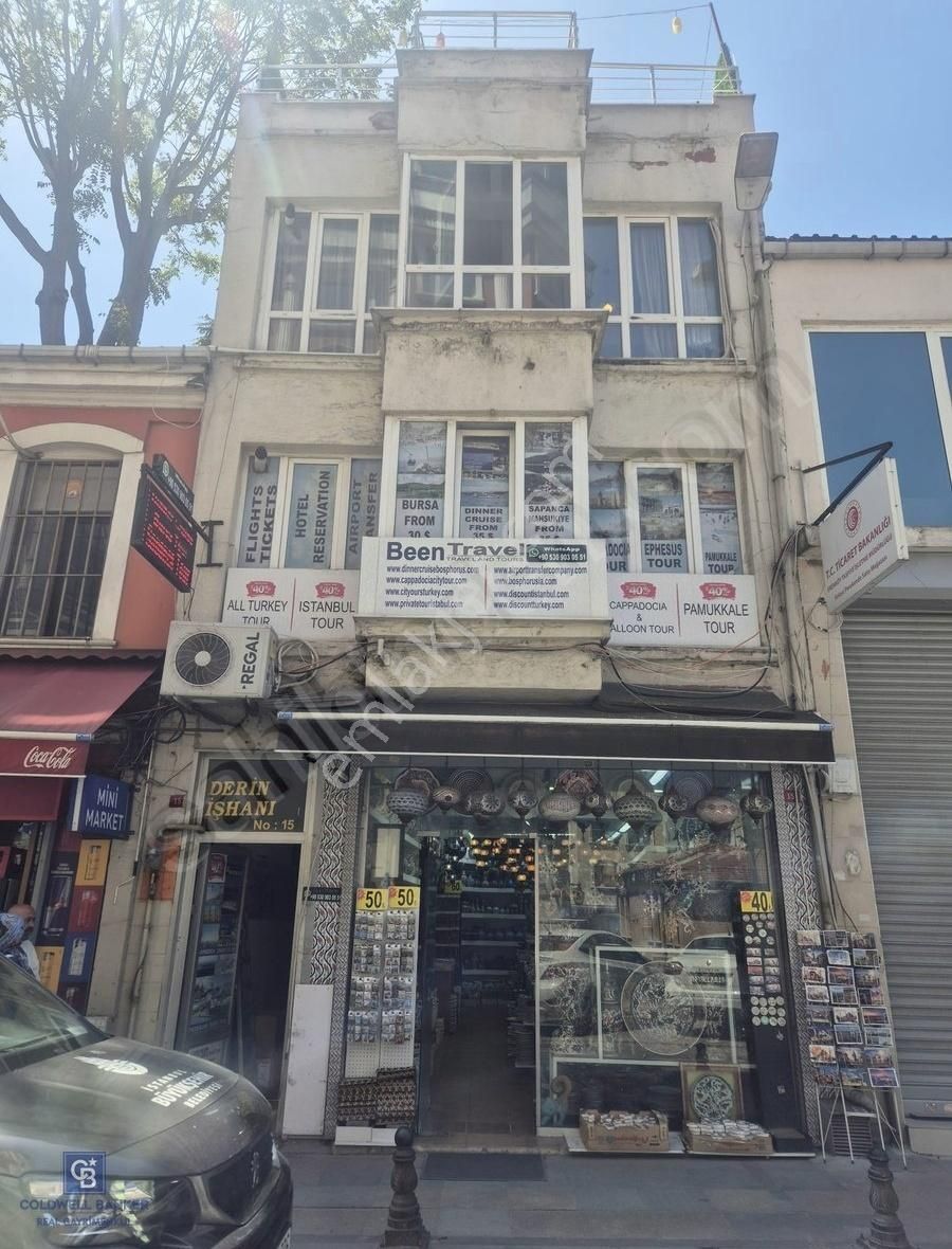 Sirkeci, Otellerin Bulunduğu Ebusuut Cad.'de 185 M2 Satılıkbina