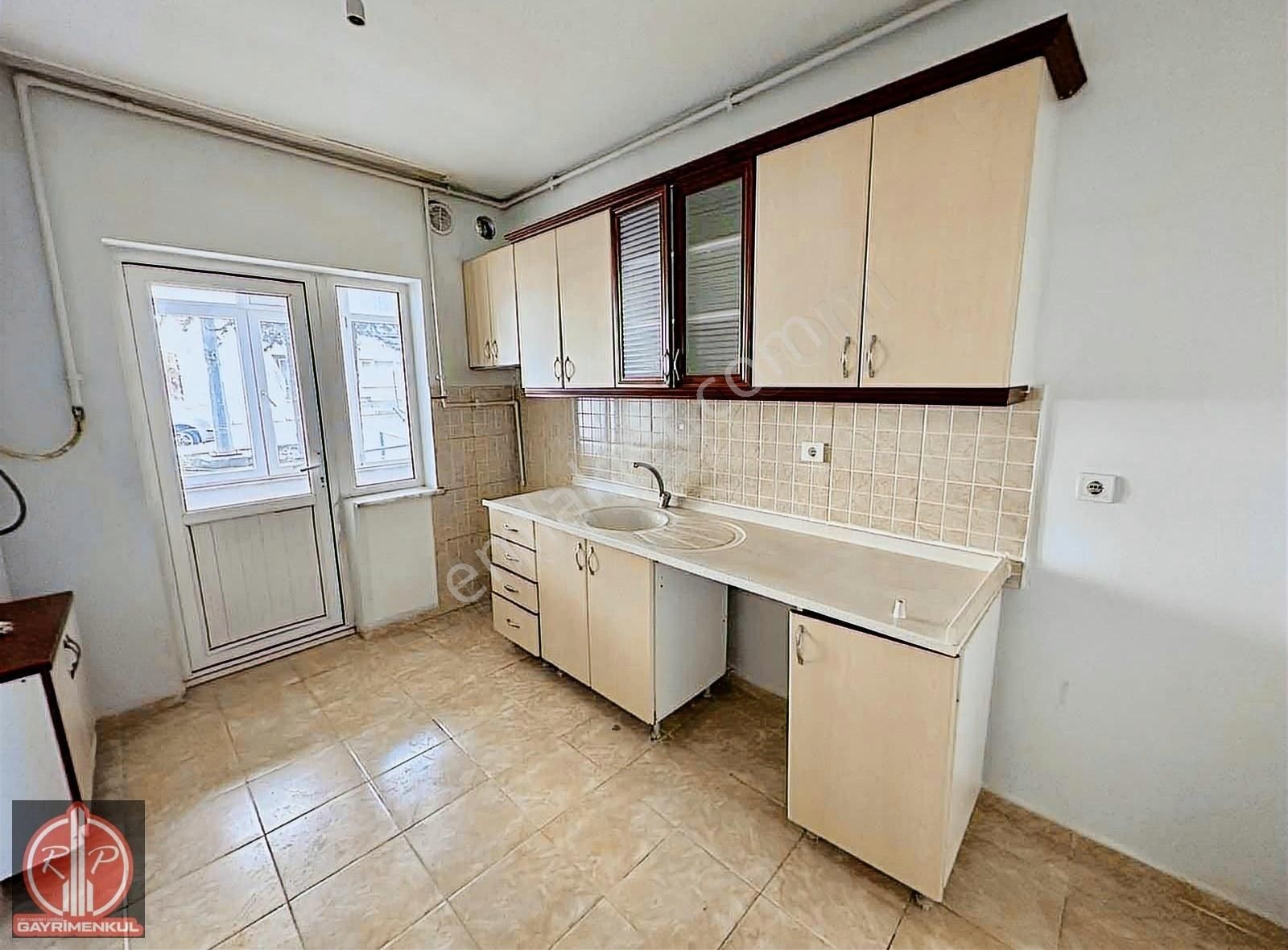 Toki 6.bölge'de 3+1 112m2 Süper Konumlu Satılık Daire