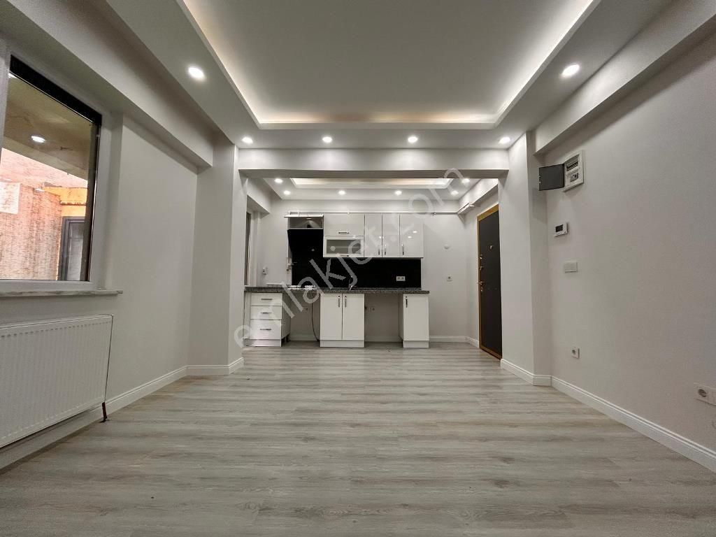 Ltıntepe'de Sıfır Muhteşem Bahçe Teraslı Otoparklı 1+1