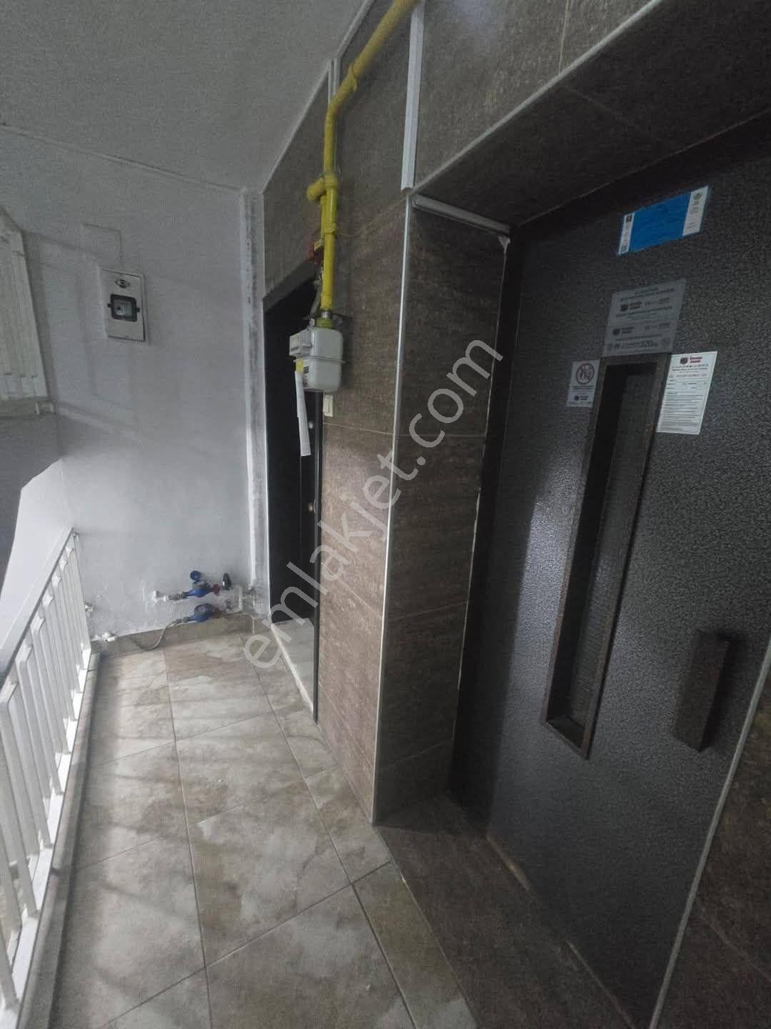 Samsun İlkadım Bahçelievler Mahallesi'nde 2+1 Asansörlü Satılık Daire
