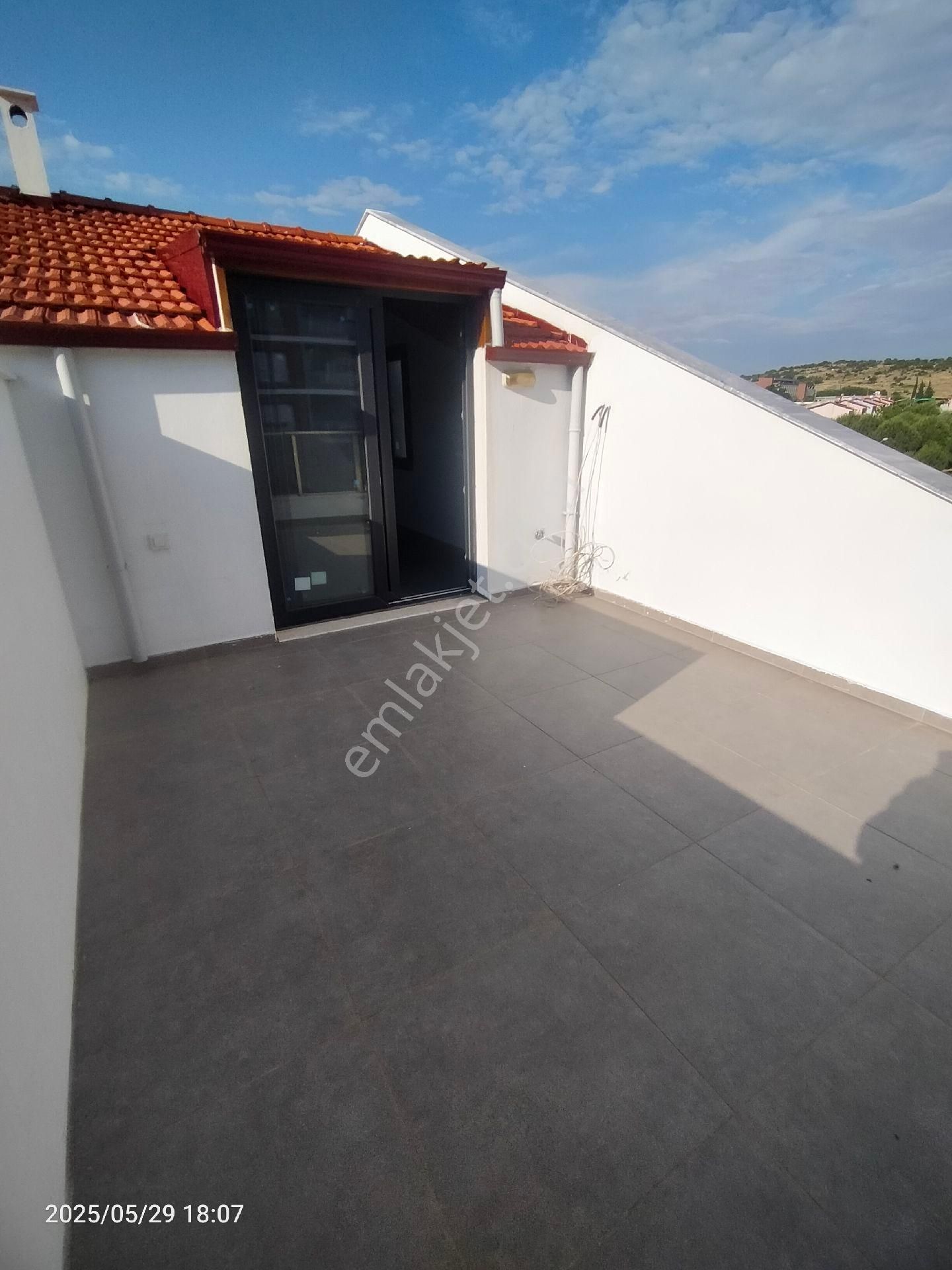 Saadet Korkmaz Emlak'tan Gazipaşa'da Satılık Doğalgazlı İkiz Nizam 3+1 Triplex Villa - Görsel 33