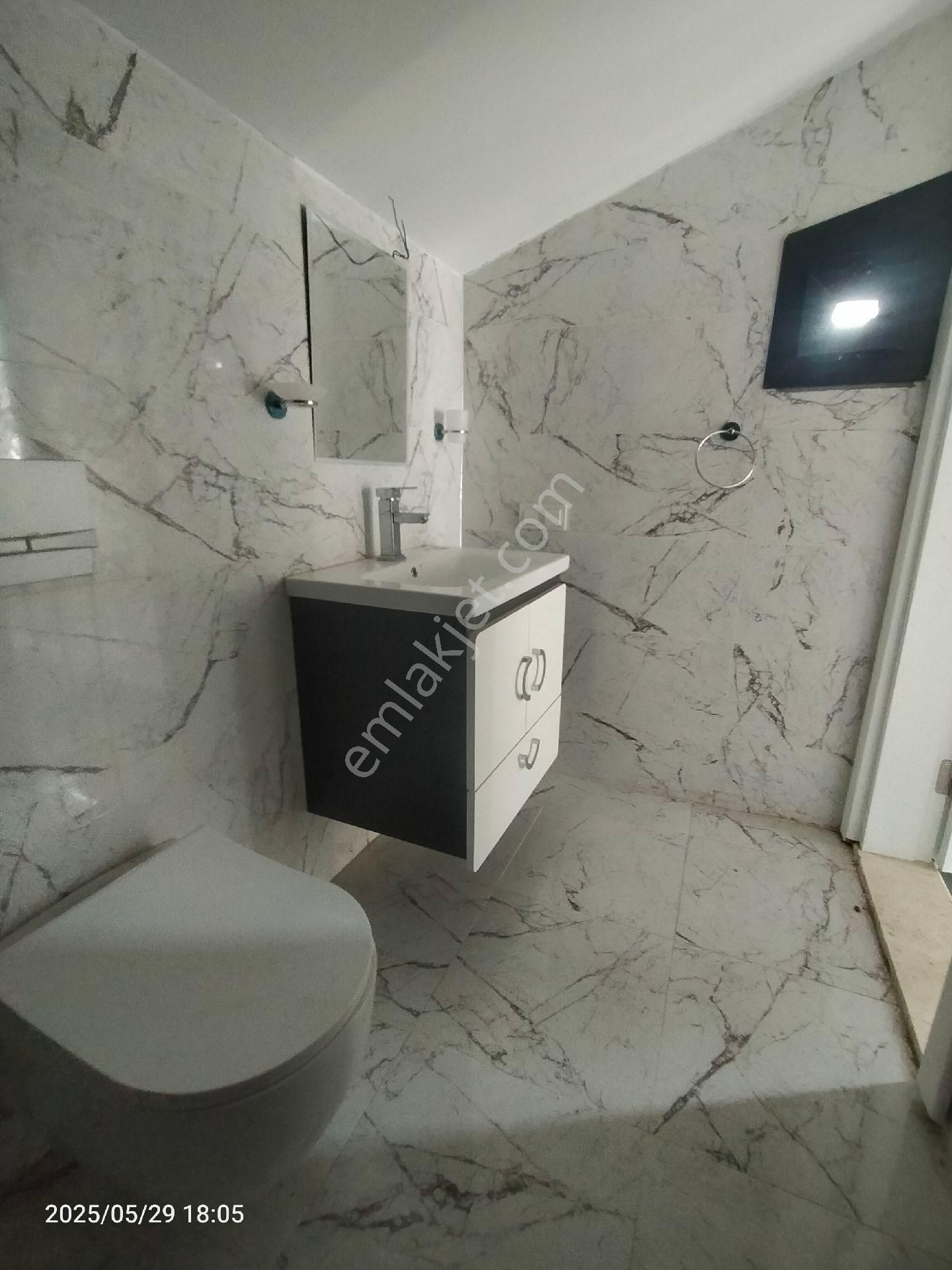 Saadet Korkmaz Emlak'tan Gazipaşa'da Satılık Doğalgazlı İkiz Nizam 3+1 Triplex Villa - Görsel 25