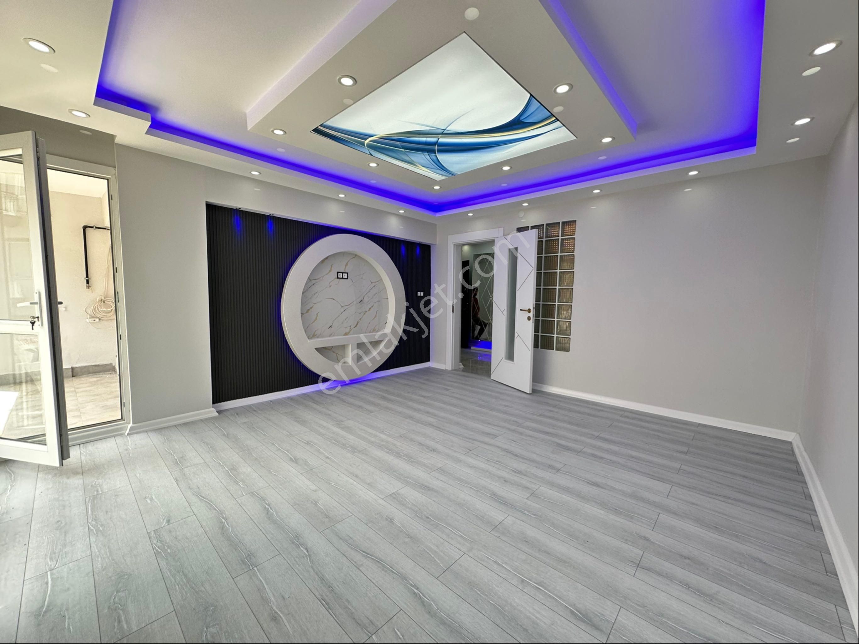 Manisa Ulupark Cvr 3+1 130m2 Fullüx Cadde Üstü Satılık Arakat