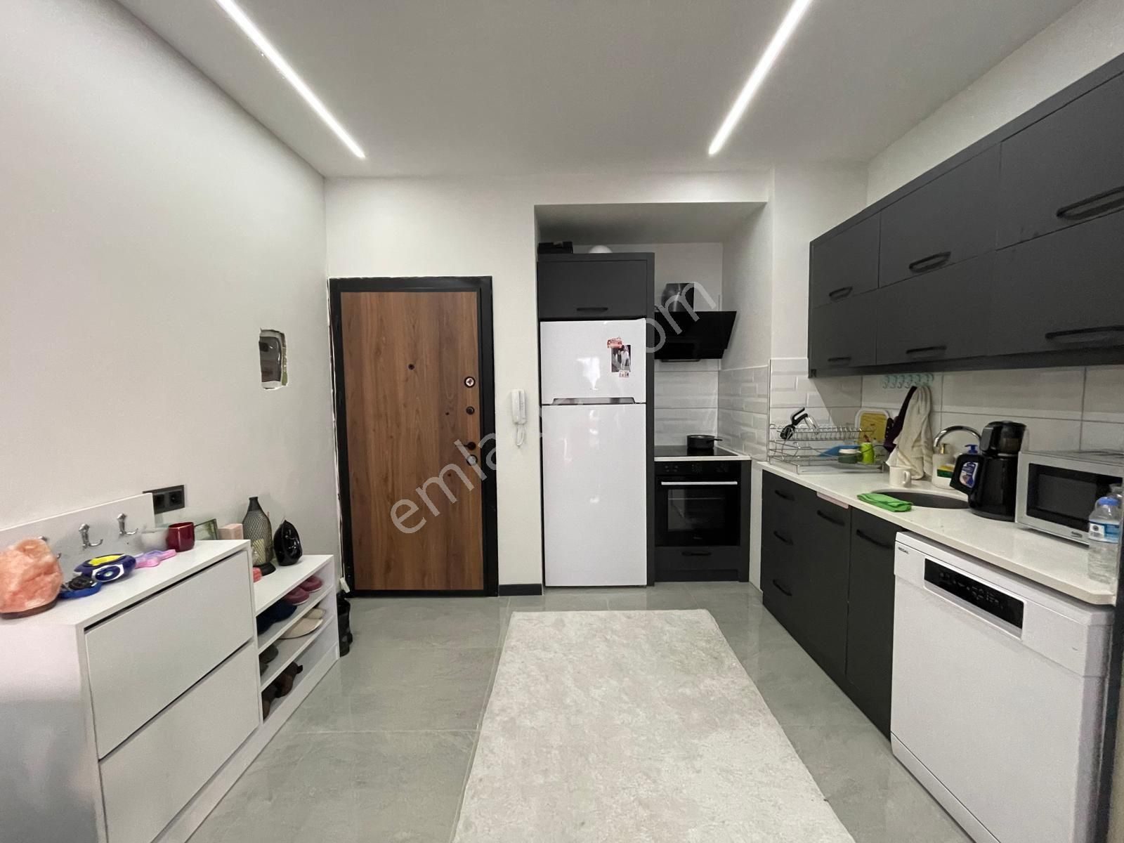 Denizli Merkez Zeytinköyde 1+1 Yerden Isıtma Yüksek Giriş Acil Satılık Apart