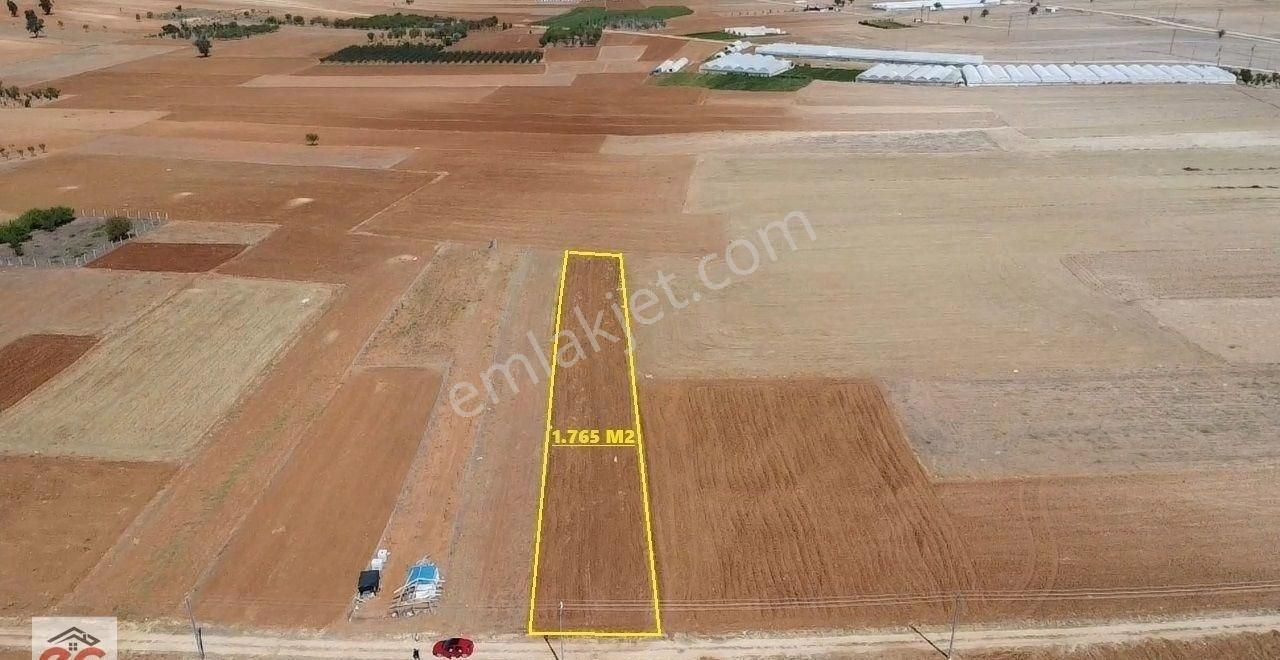 Korkuteli Sımandır Mah. 1.765 M2 Resmi Yolu Var