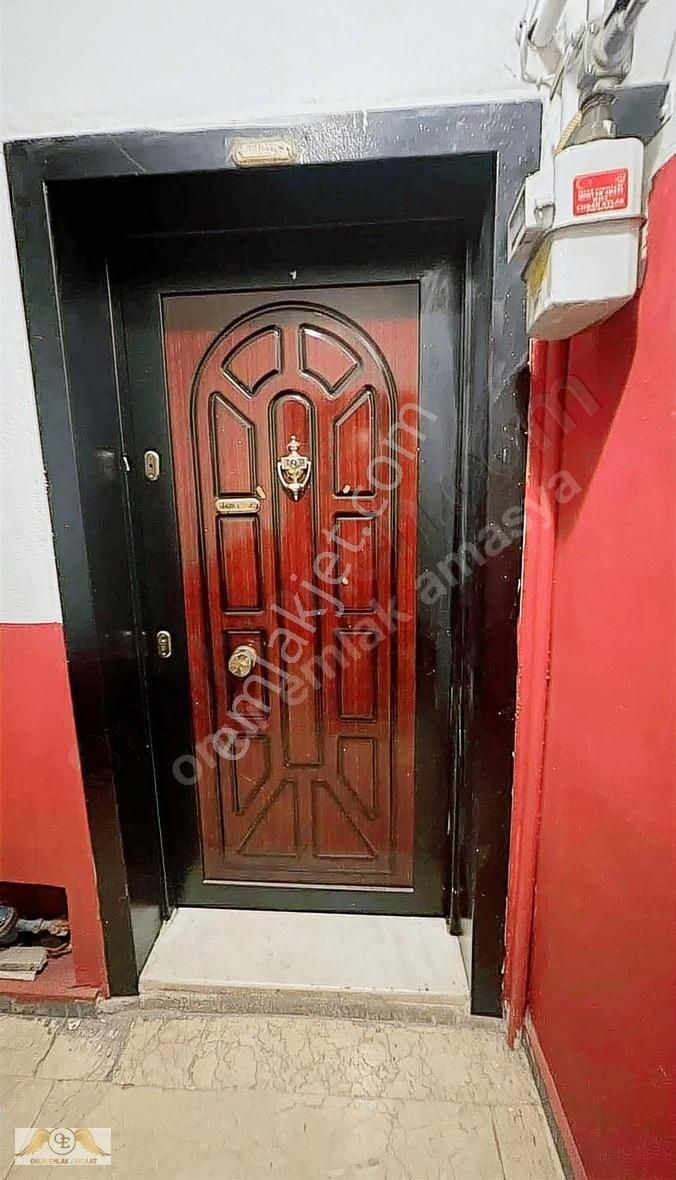 Amasya Merkez Müze Yanında Kiralık 3+1 Daire Ara Kat