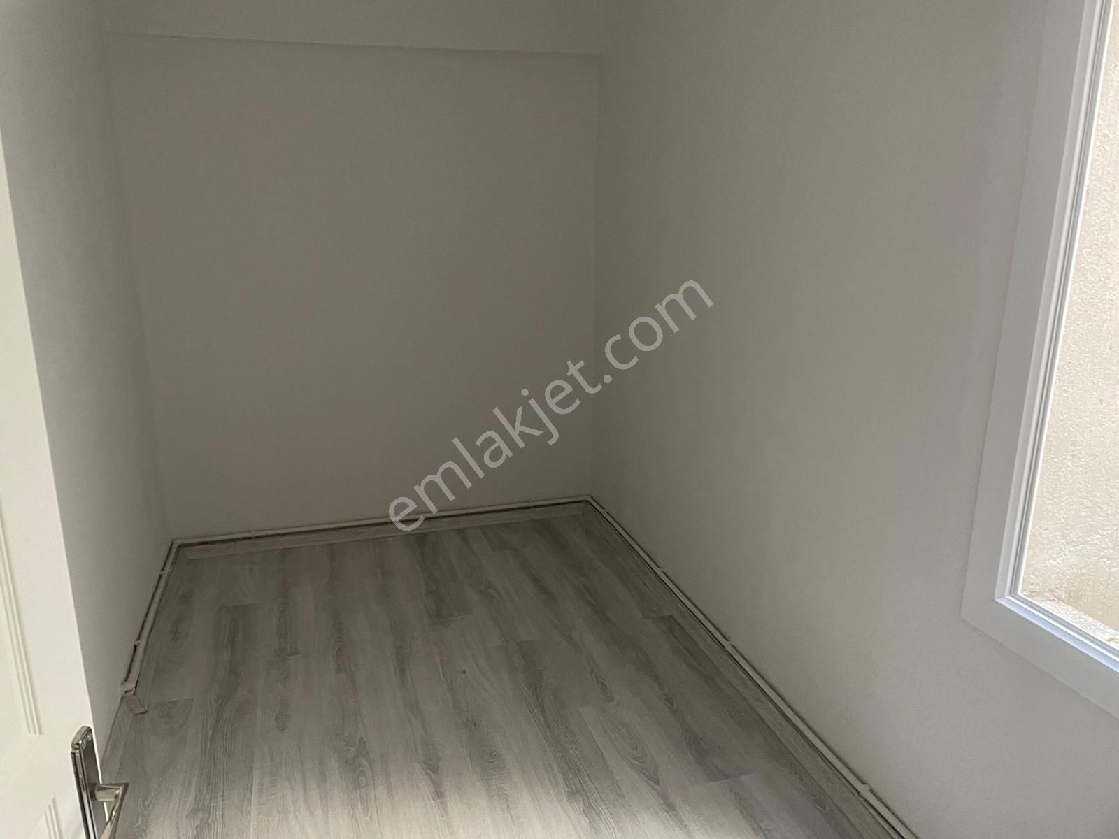 Tahir Ün Caddesi Sahibinden Kiralık Daire 3+1 135m2