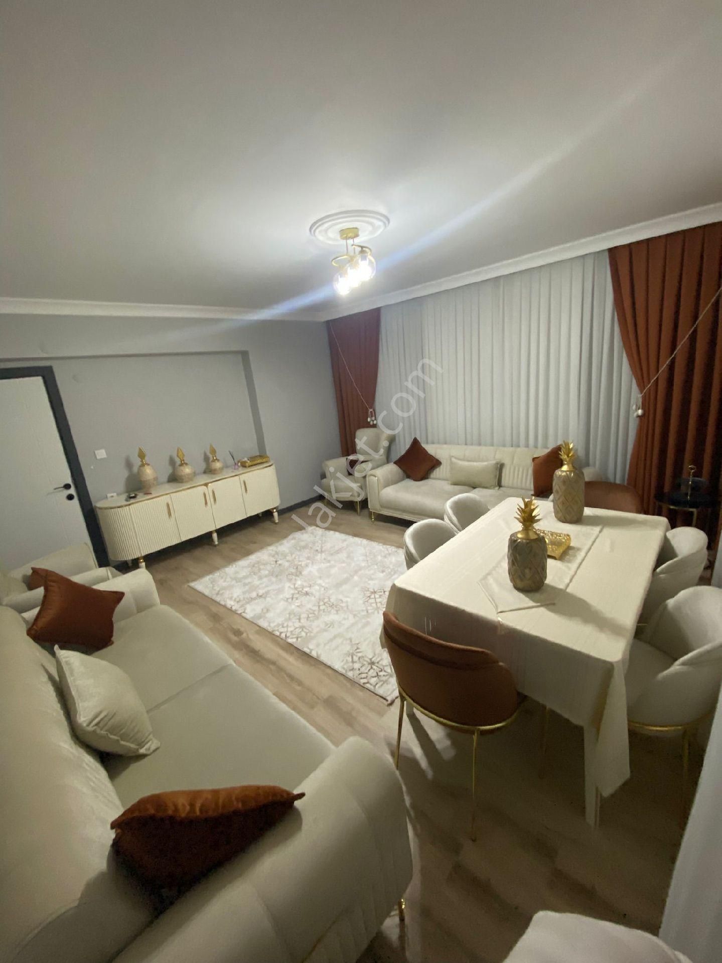 Pendik Kavakpınar Mahallesinde Satılık 2+1 85 M2 Yüksek Giriş Daire
