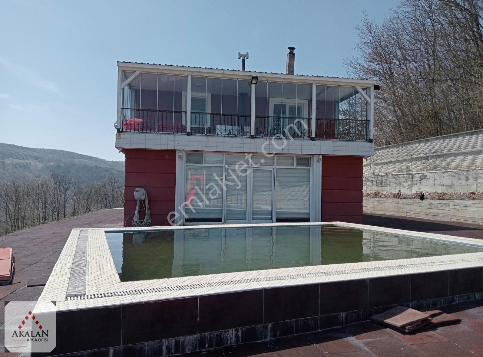 Atakum Akalan Köyünde Havuzlu Villa