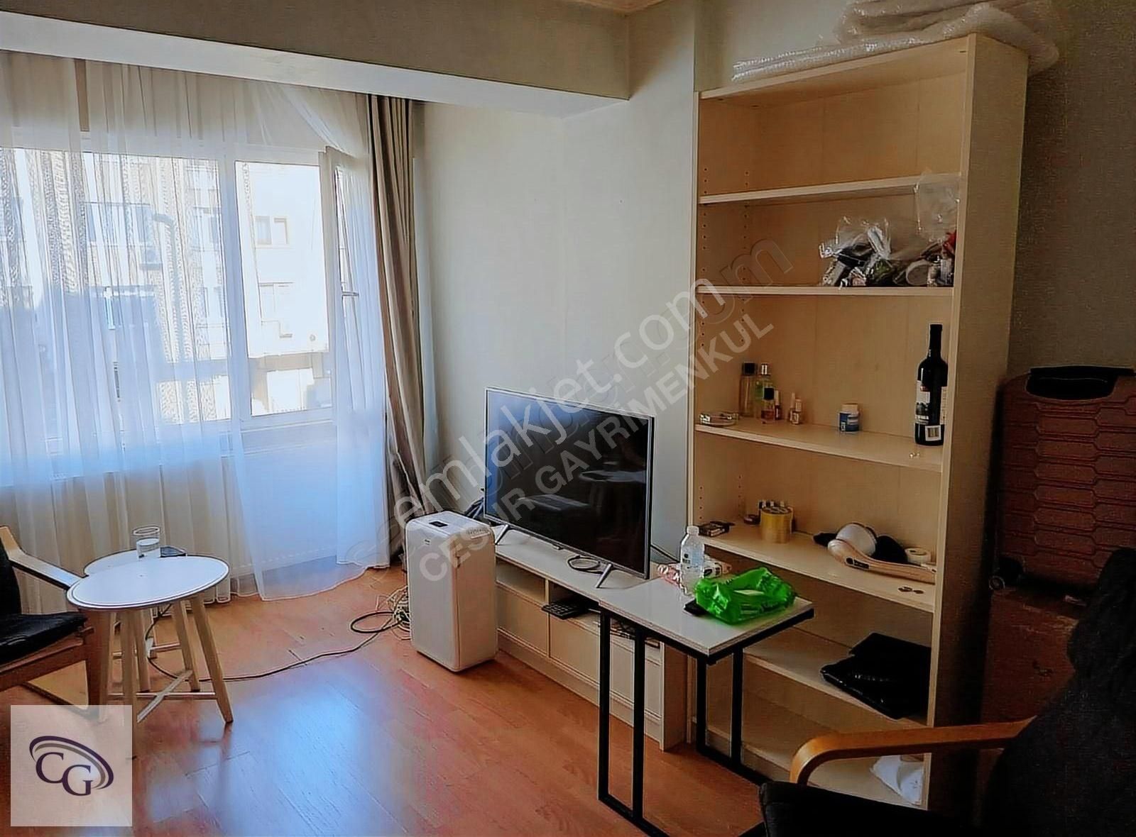 Fulya Mehmetçik Caddesi Üzerinde 2+1
