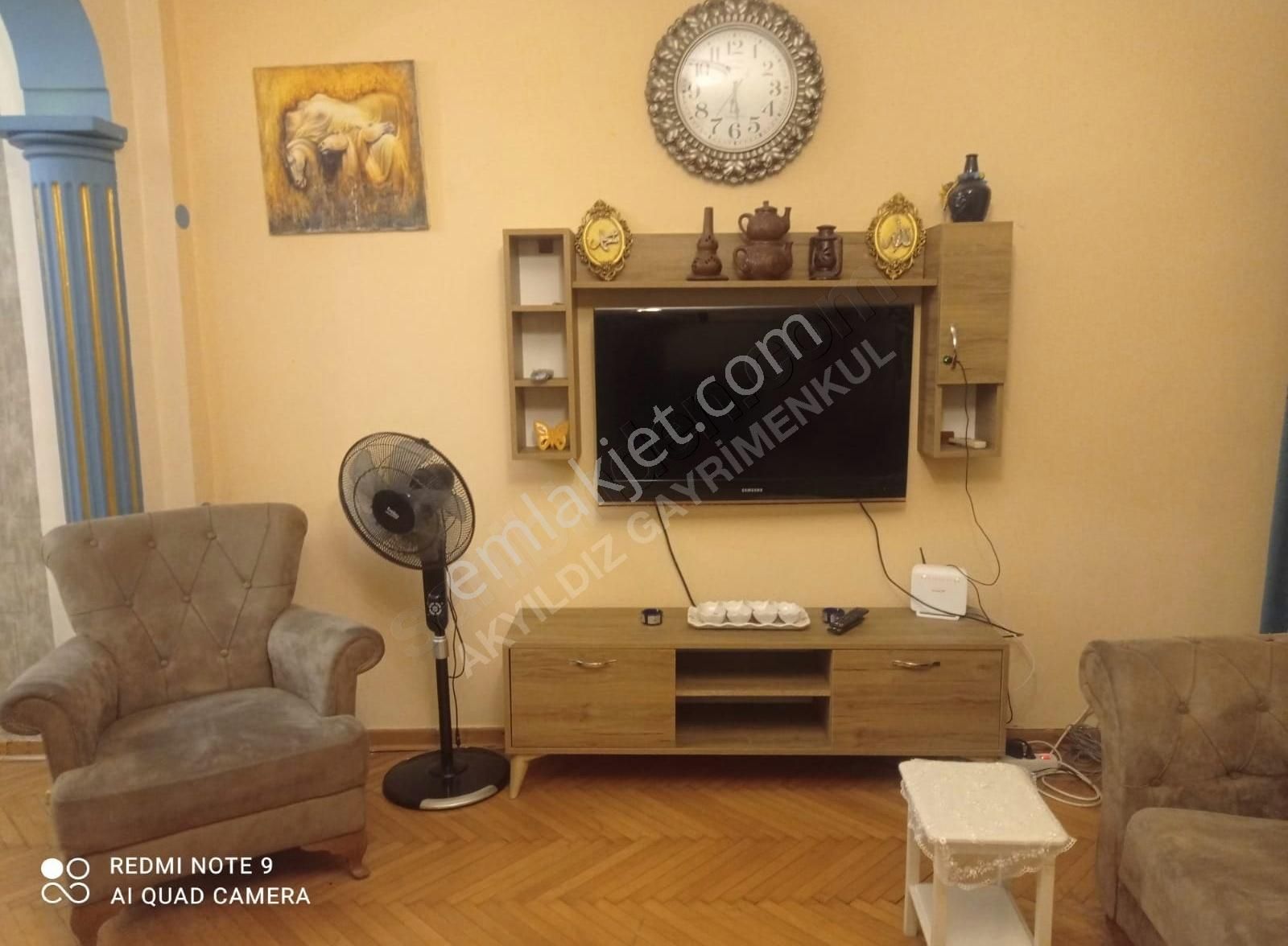 Şişli Merkez Kocamansur Sokak'ta Eşyalı Satılık 3+1 Fırsat Daire