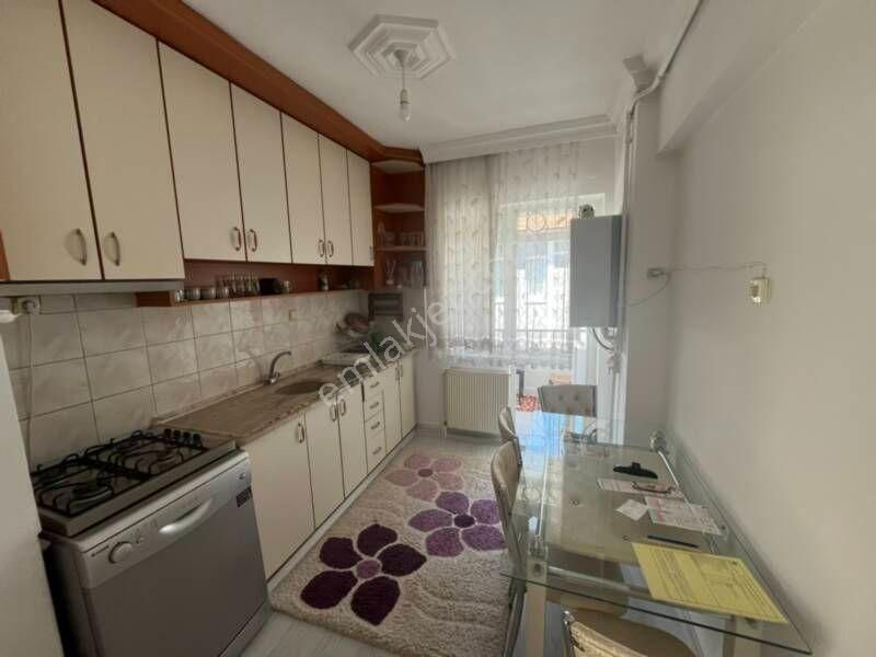 Çorum Cengiz Yapı-bahçelievler Polis Karakolu Civarı Son Kat Satılık 3+1 Daire