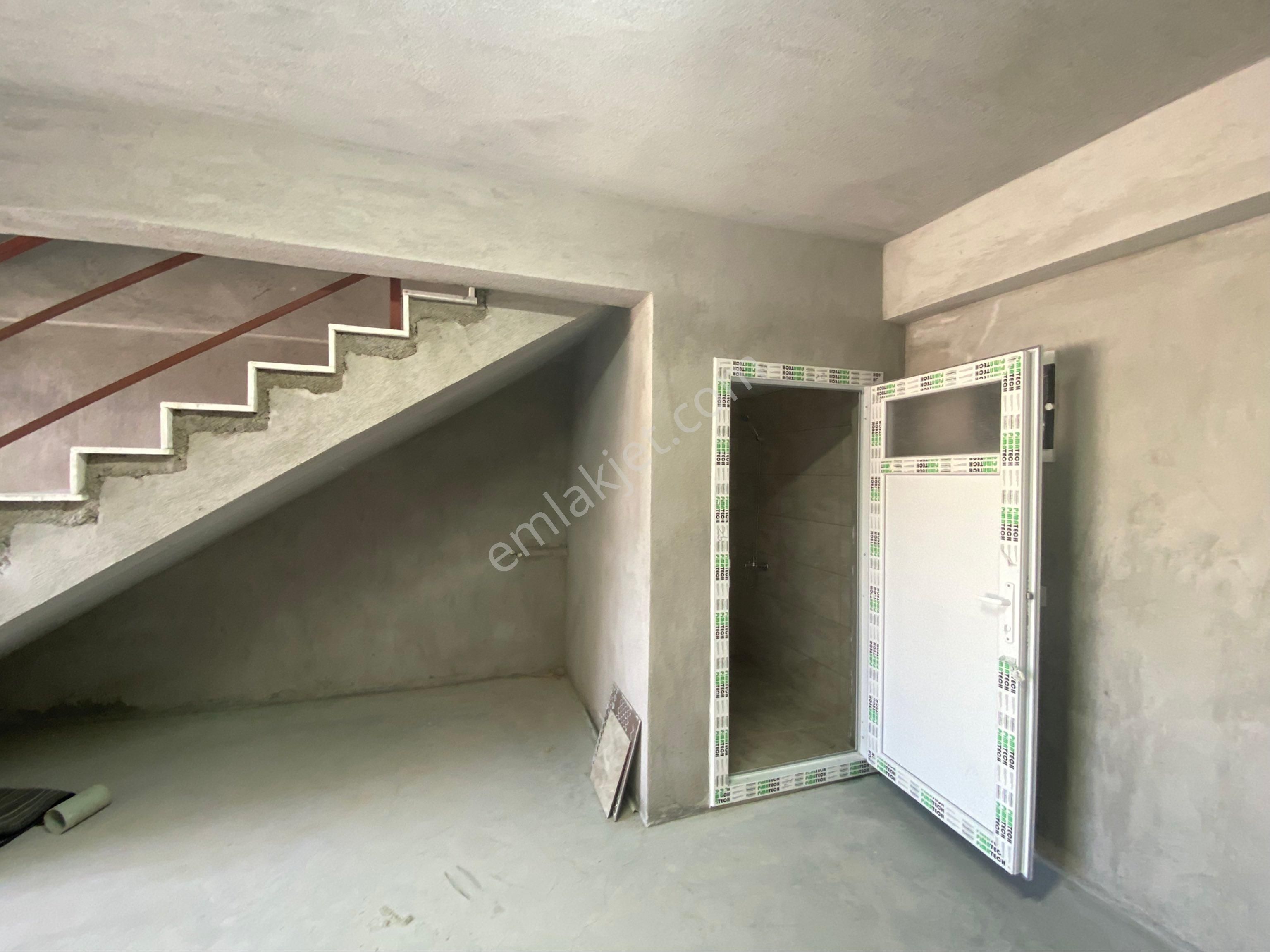 Torbalı Atatürk Sanayi Sitesinde Kiralık Sıfır Dükkan - Görsel 4
