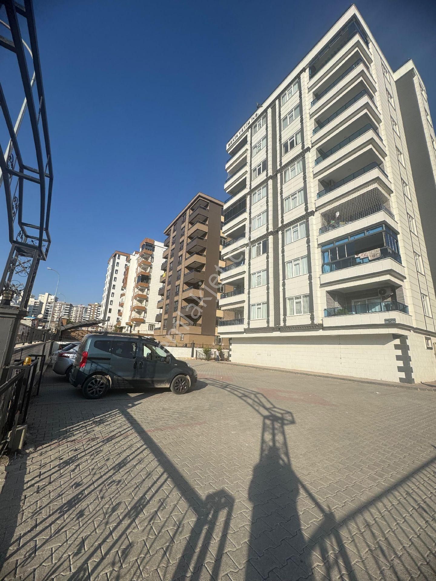 Kiralık Dayalı Döşeli
