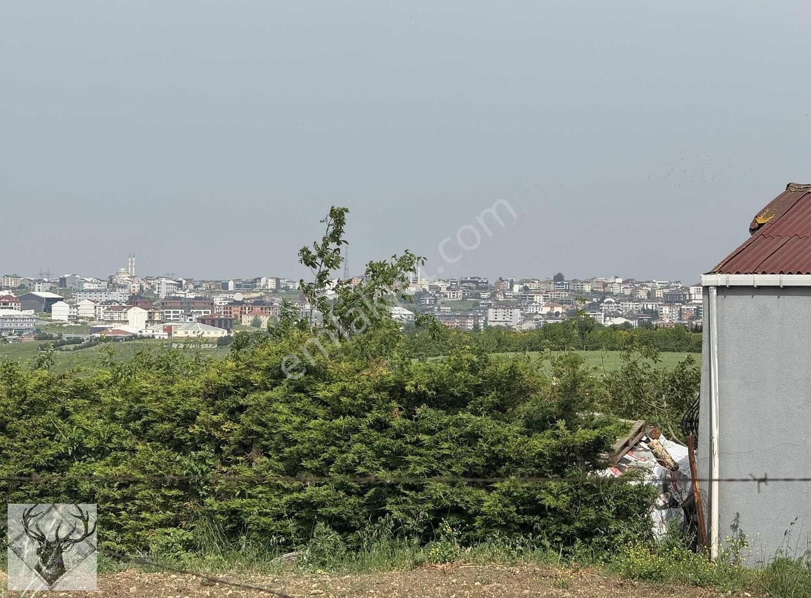 Haraççının En Tepe Noktasında 250 M² Mükemmel Konumda Acil