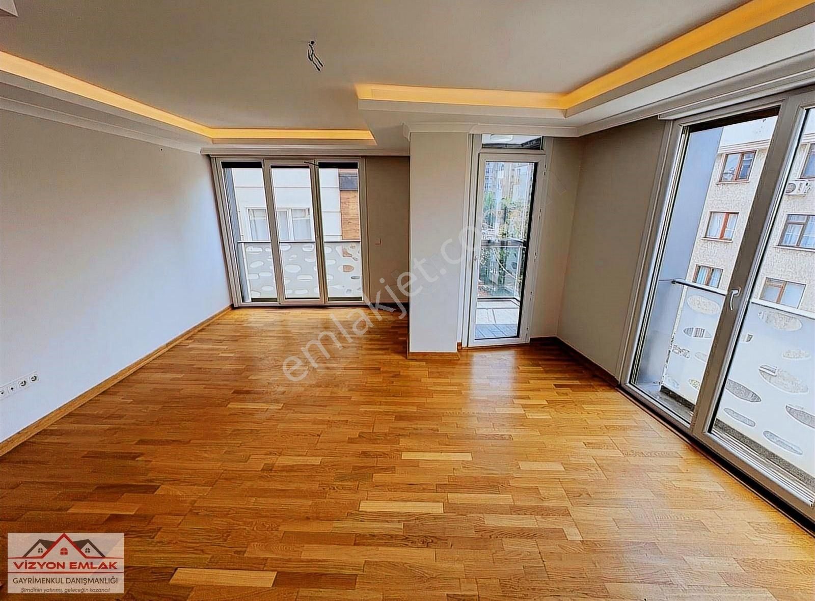 İdealtepe Min.yolu Altında 3+1 120m² Kombili Ön Cephe Ara Kat