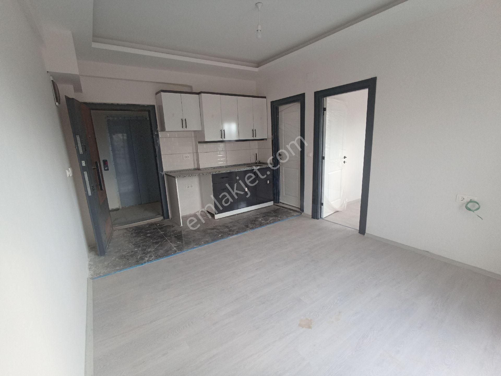 Demirhan Emlak'tan Yeşiltepe Mahallesi'nde Sıfır 1+1 Daire