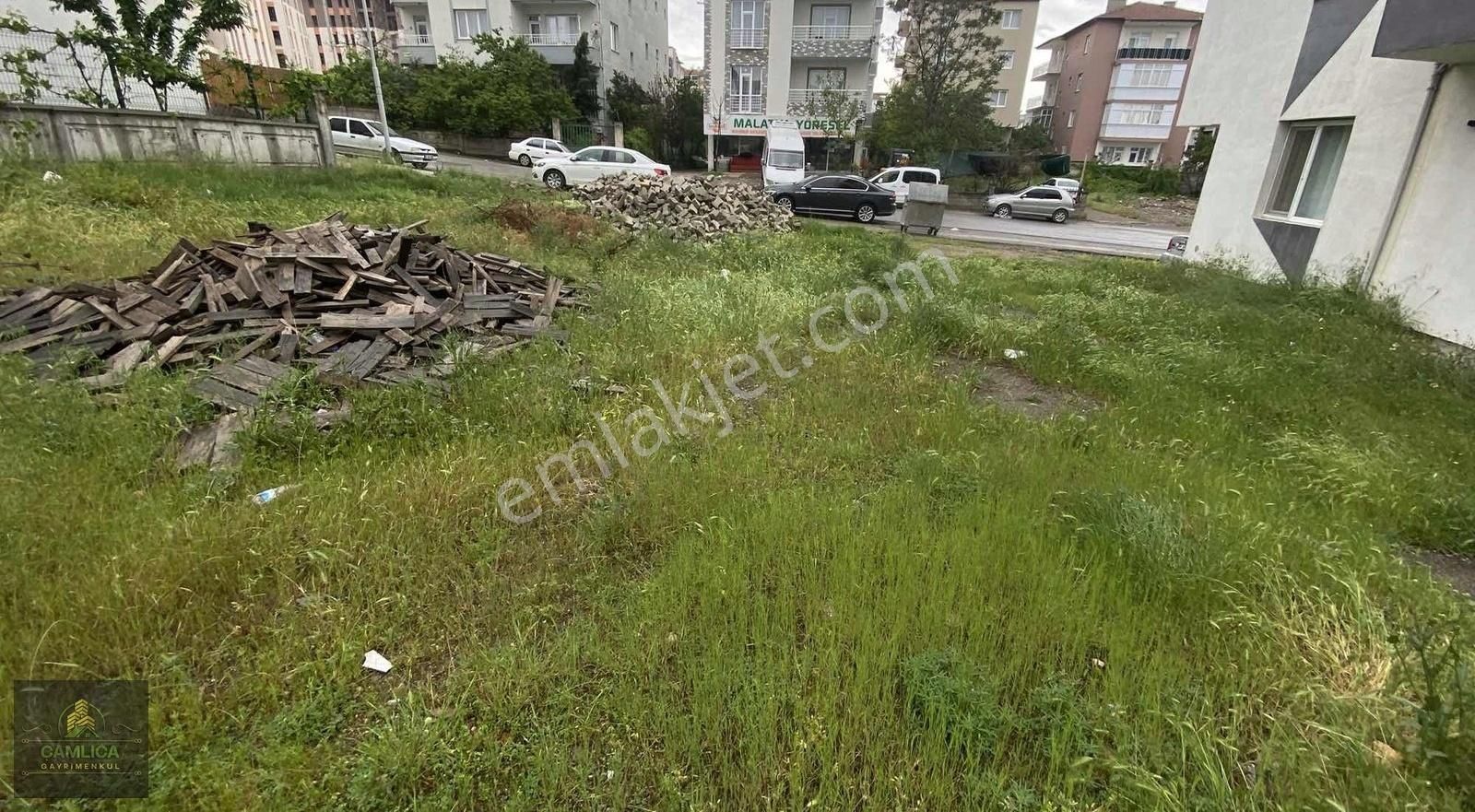 Yeşiltepe'de 4 Kata İmarlı 363 M2 Acill Satılık Arsa