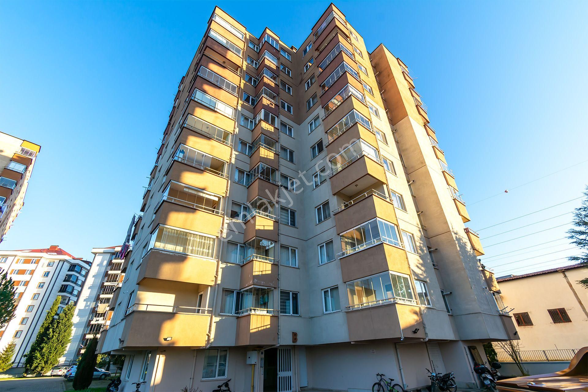 Ordu Cumhuriyet Mah. 3+1 Kiralık Daire Asansörlü Site İçi Balkonlu