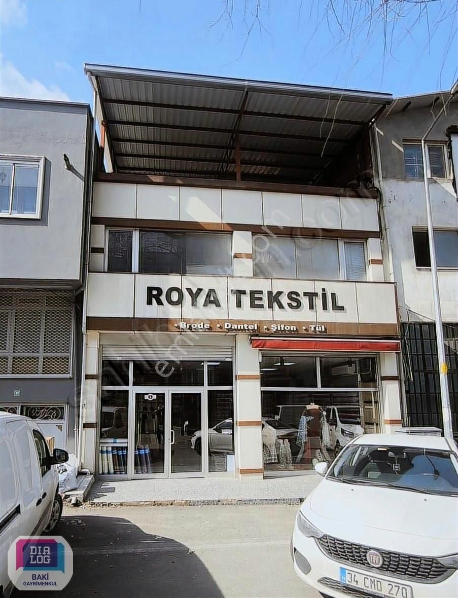 Vişne Caddesi'nde Satılık Dükkan