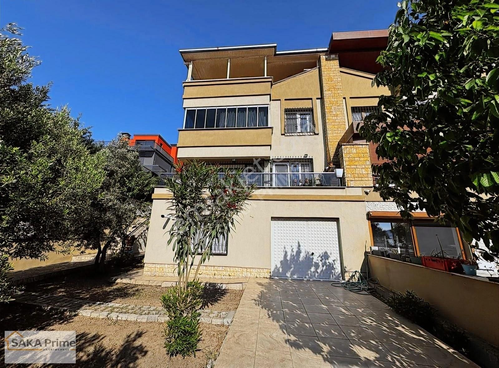 Yalı Mahallesinde Çanakkale Asfaltına Sıfır Satılık Forlex 4+1