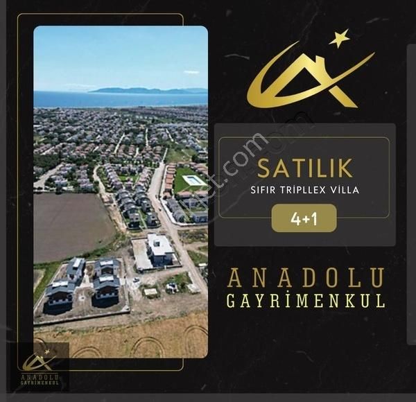 Anadolu'dan Salihler Altında Sıfır Bahçeli Tripleks Villa