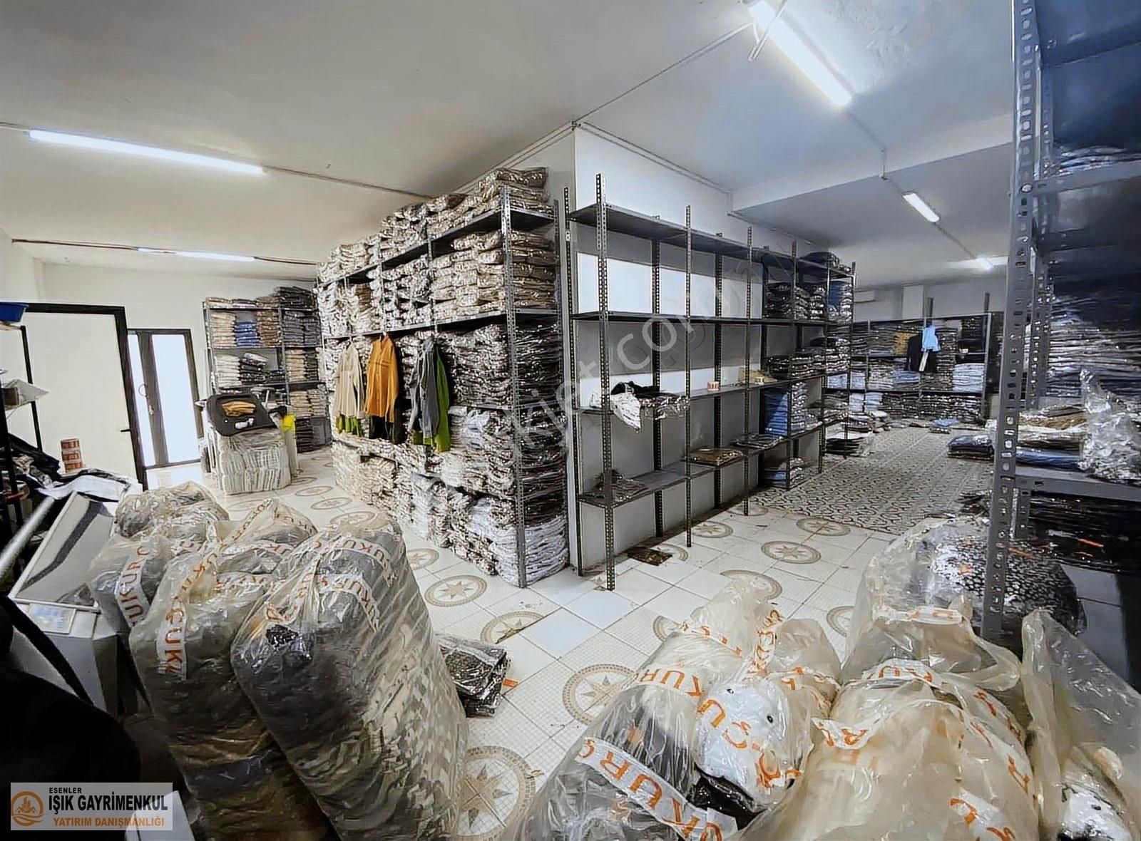 Işık Emlak Güvencesiyle Satılık Krediye Uygun 500m2 Dükkan