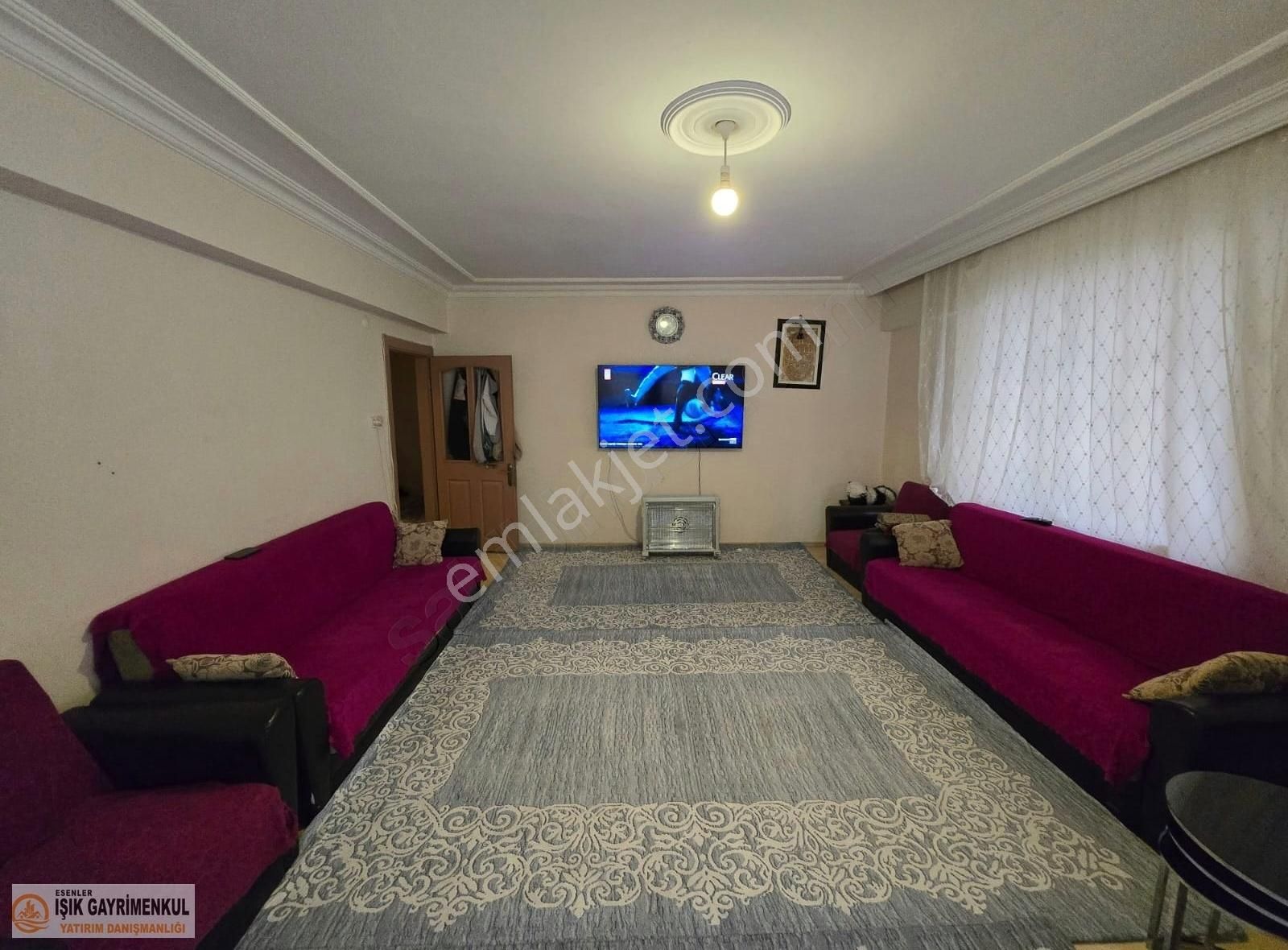 Satılık 2+1 Geniş Ferah Göbek Katta Daire (yan Cephe)