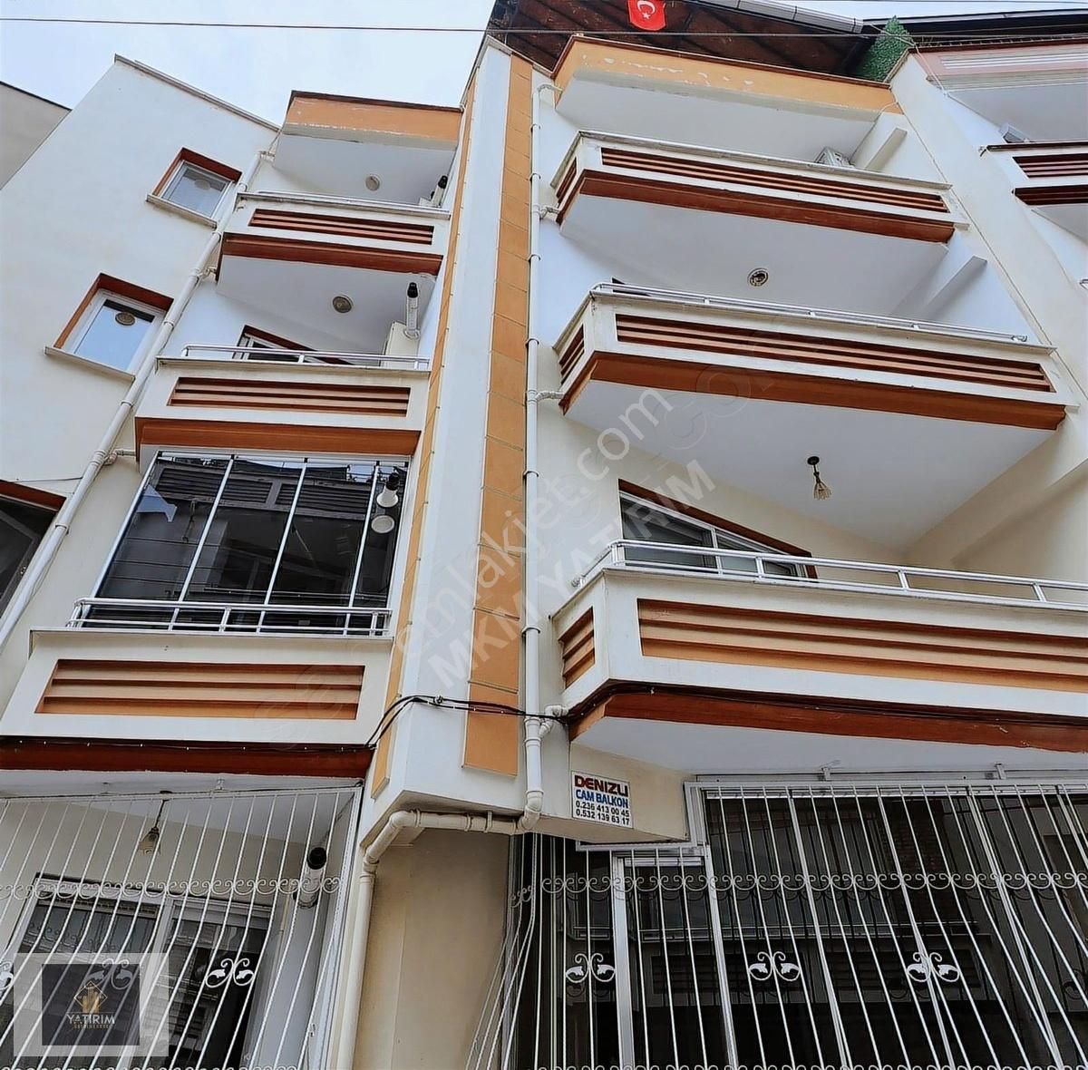 Hürriyet Mahallesi Merkezi Konumda 3+1 Kiralık Arakat Daire
