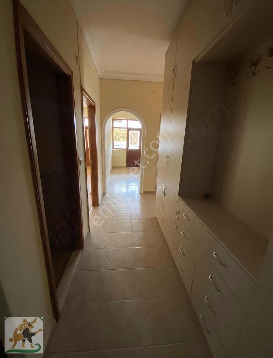 3+1 Konuksever'de Masrafsız Ara Kat Daire
