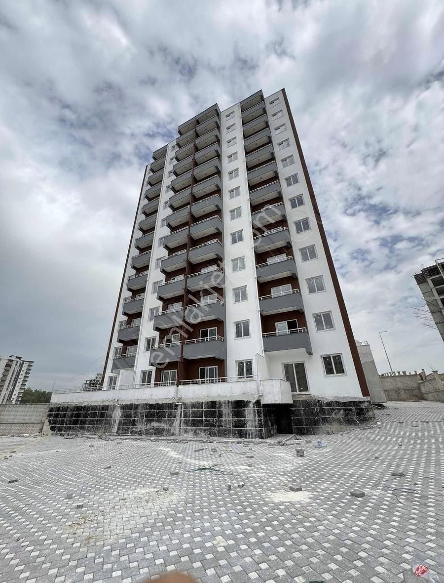 Erdemerden Sarıçam Gültepede 1+1
