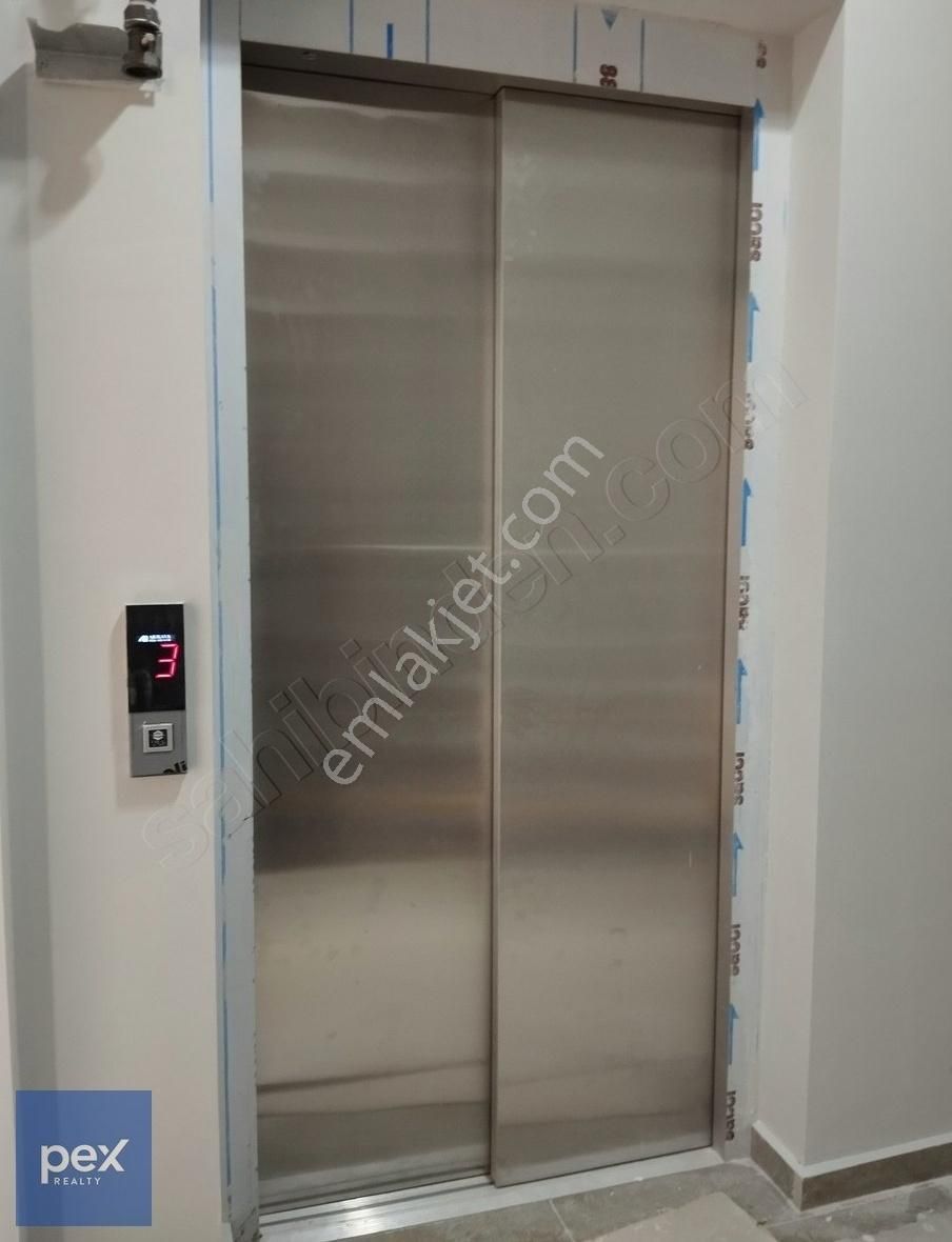 Maltepe Cevizlide 3+1 Oturuma Hazır Fırsat Daire