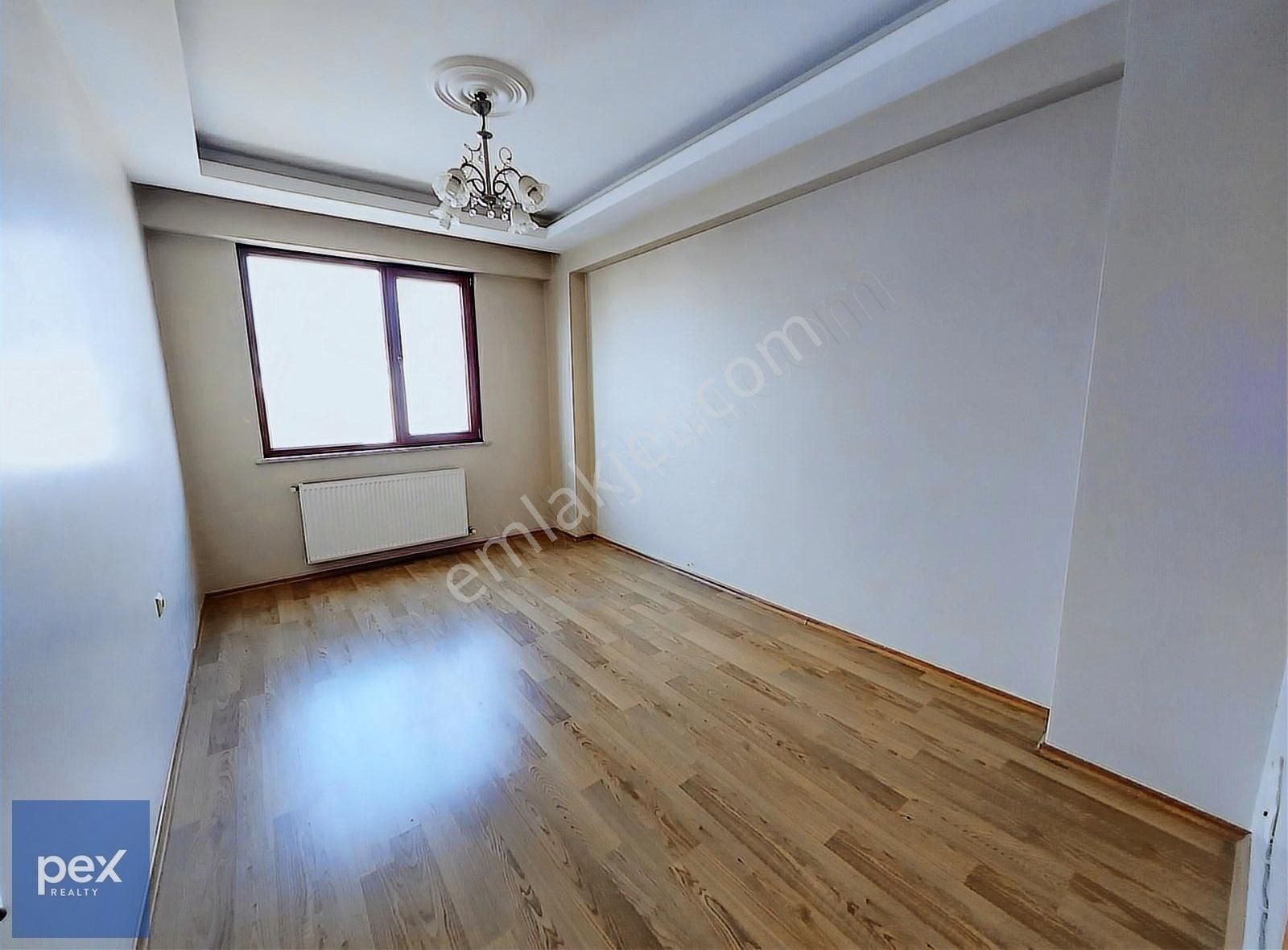 Sultanbeyli Adil'de Prejtijli Butik Sitede Kiralık Geniş 3+1