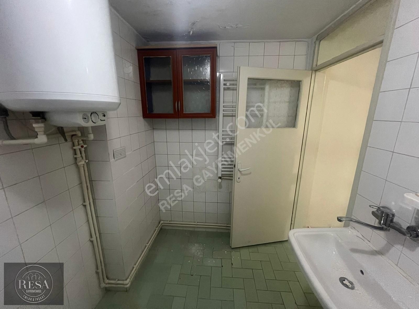 Resa Gayrimenkul'den Cafeler Sokağında 2+1 Daire