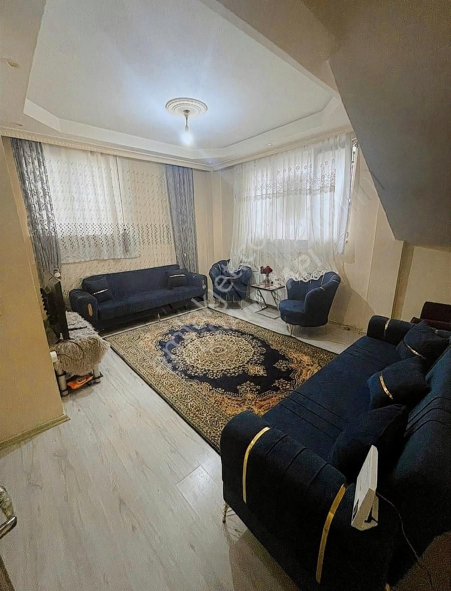 Caddeye Yakın 2+1 Bahçe Katı