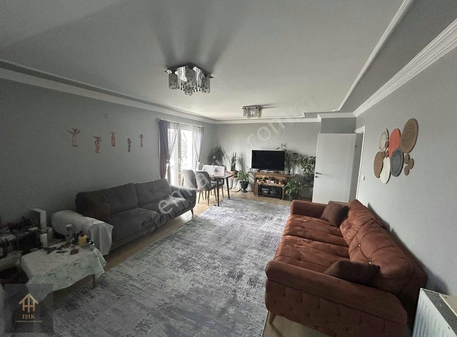 Bağçeşme De Satılık 3+1 Eğimsiz Geniş Çatı Dubleks Daire