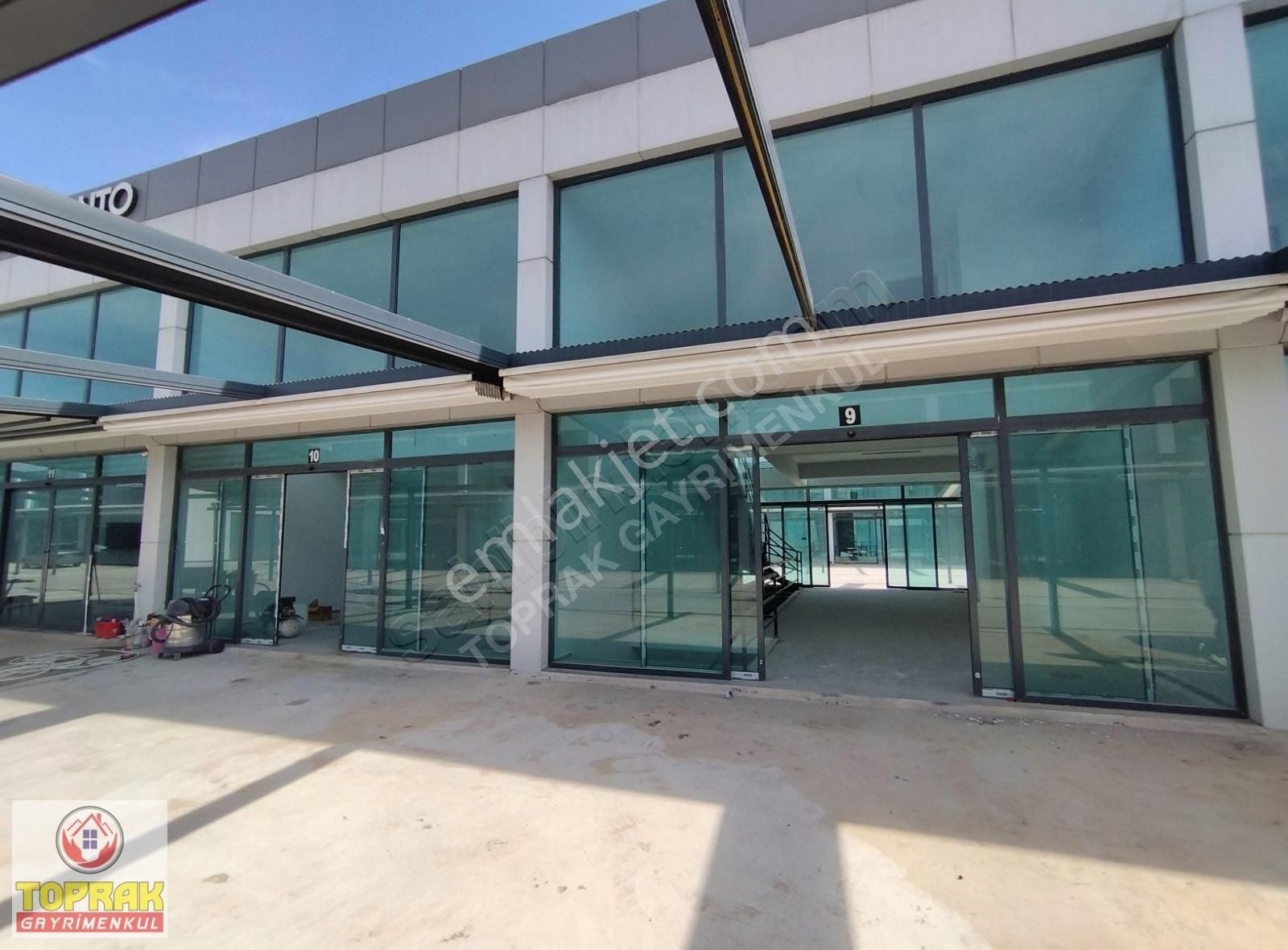 Yetsan_oto_galeri_3_katlı_en_iyi_noktada_yatırımlık_galeri