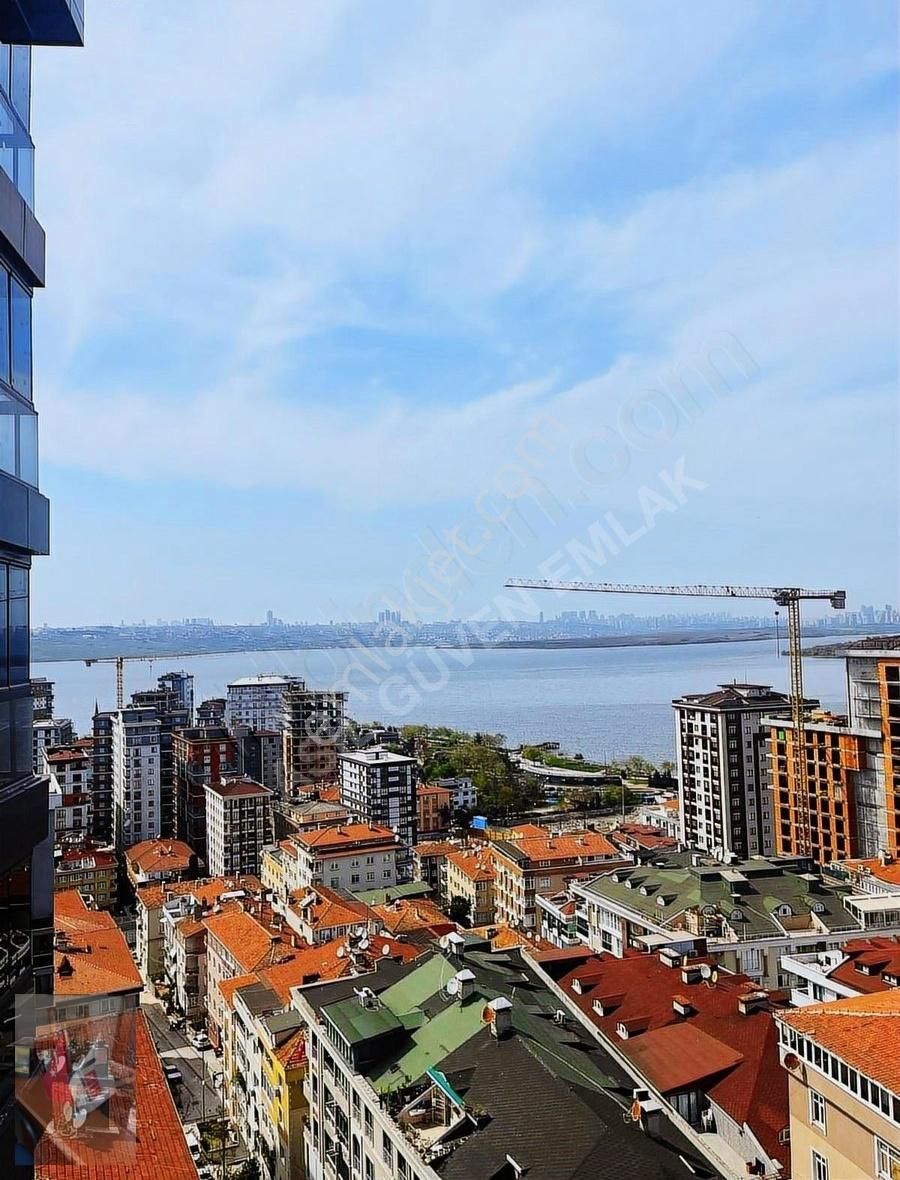 Küçükçekmece Deniz Göl Konaklarında 3+1 Kiralık Daire