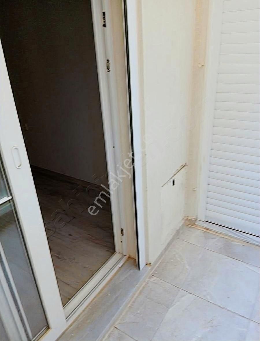 Bahçelievler De Yeni Binada Asansörlü Metroya 5dakika Necla Dan - Görsel 35