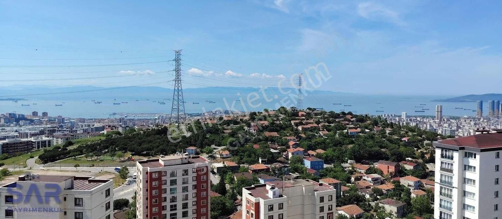 Muhteşem Deniz Manzaralı Geniş 3+1 Satılık Daire !