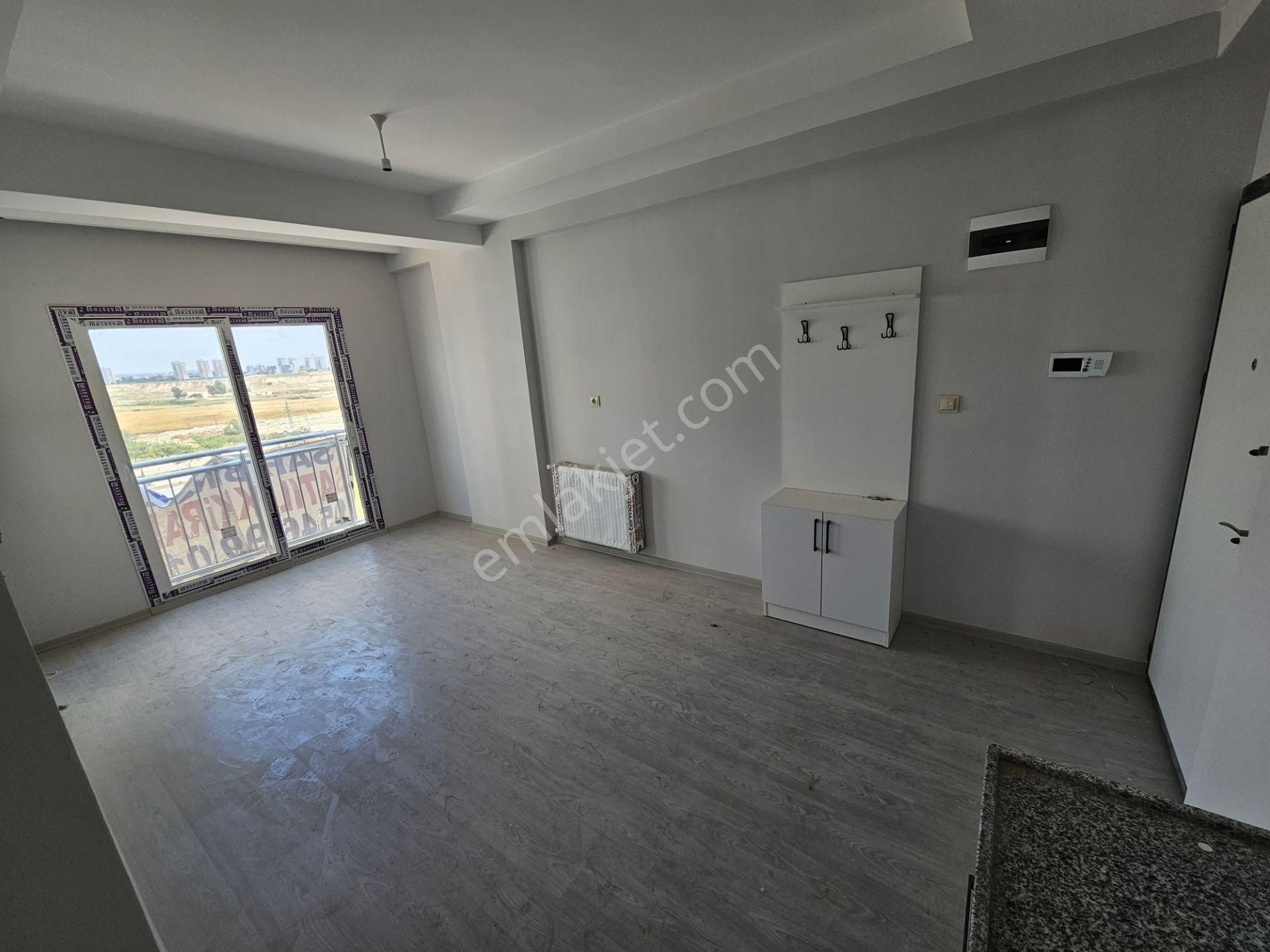 Sarıçam Gültepe Satılık 1+1 Daire B.t.ü. Yanı