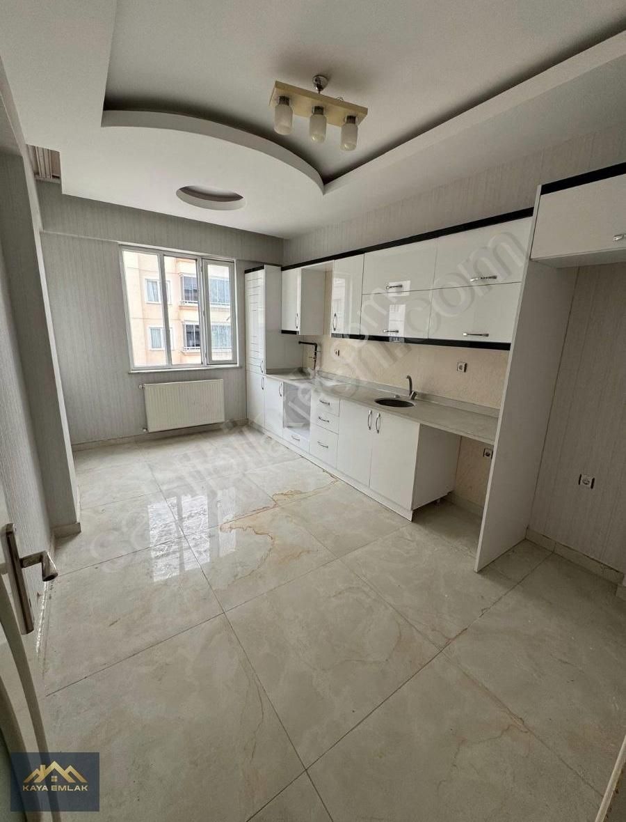 Bülbülzade Su Yolundan Bir İçeride Göbek Kat İskanli 3+1 Daire