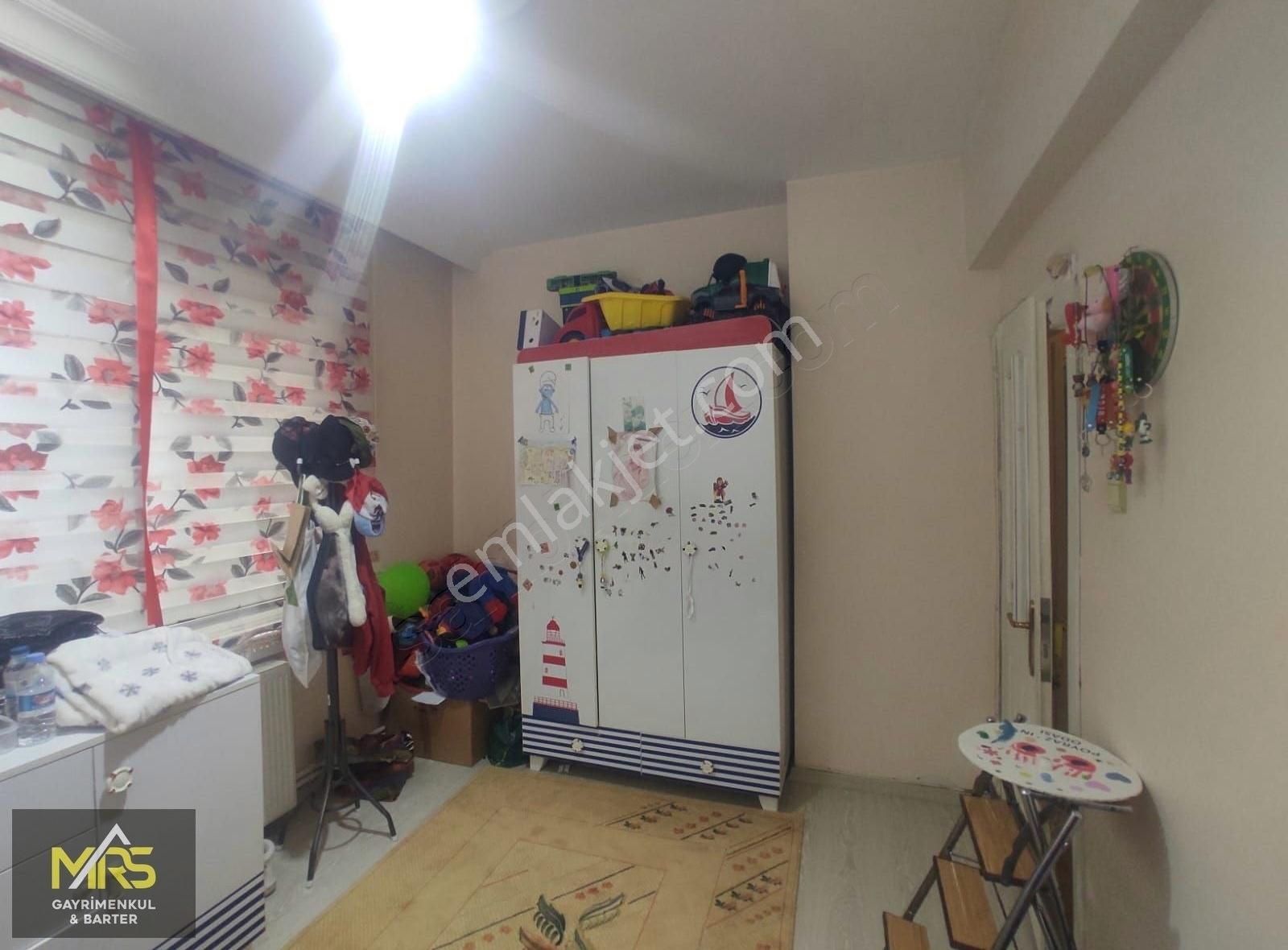 Mrs Gayrimenkulden Viranşehirde Denize Yürüme Mesafesinde 3+1 D.