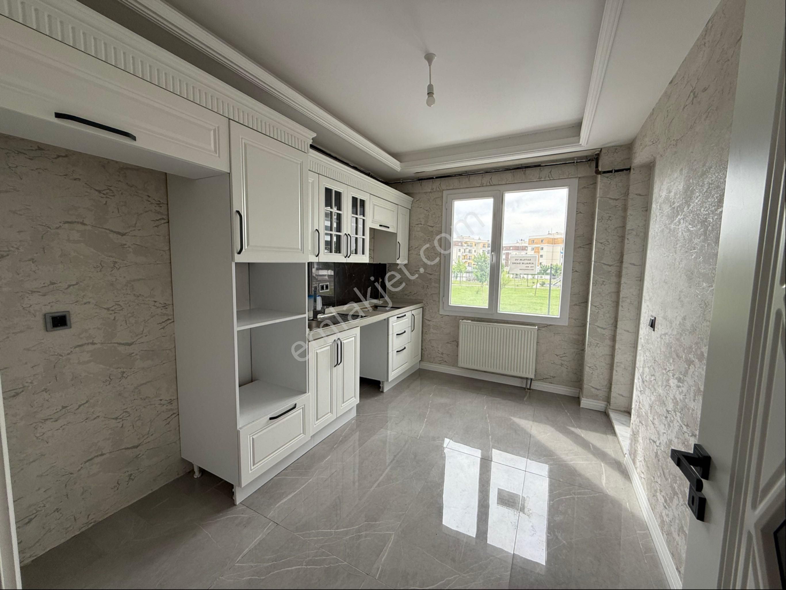 Atalay Gayrimenkulden Stadyum Yanı 1+1 Lüx Kiralık Daire !!