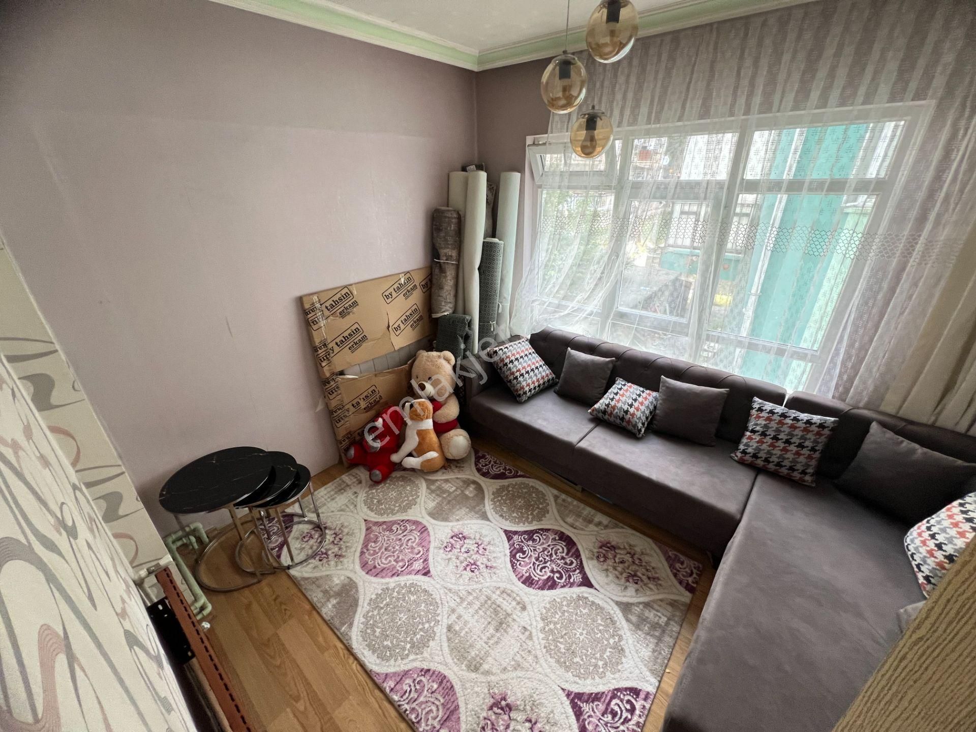 Cihandan Demetevler De Metro Yakını Teras Balkonlu 3+1 Daaire - Görsel 16