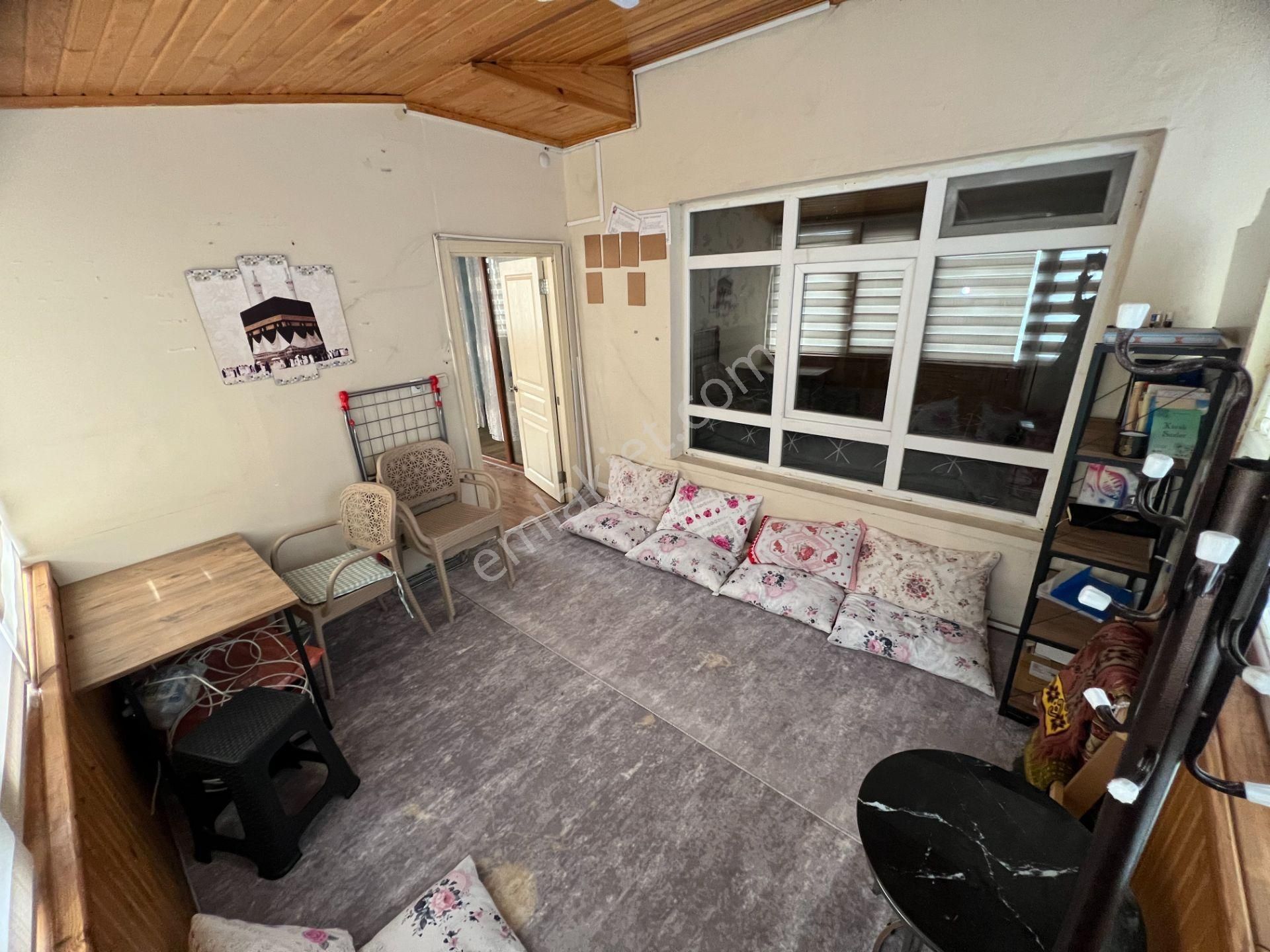 Cihandan Demetevler De Metro Yakını Teras Balkonlu 3+1 Daaire - Görsel 23