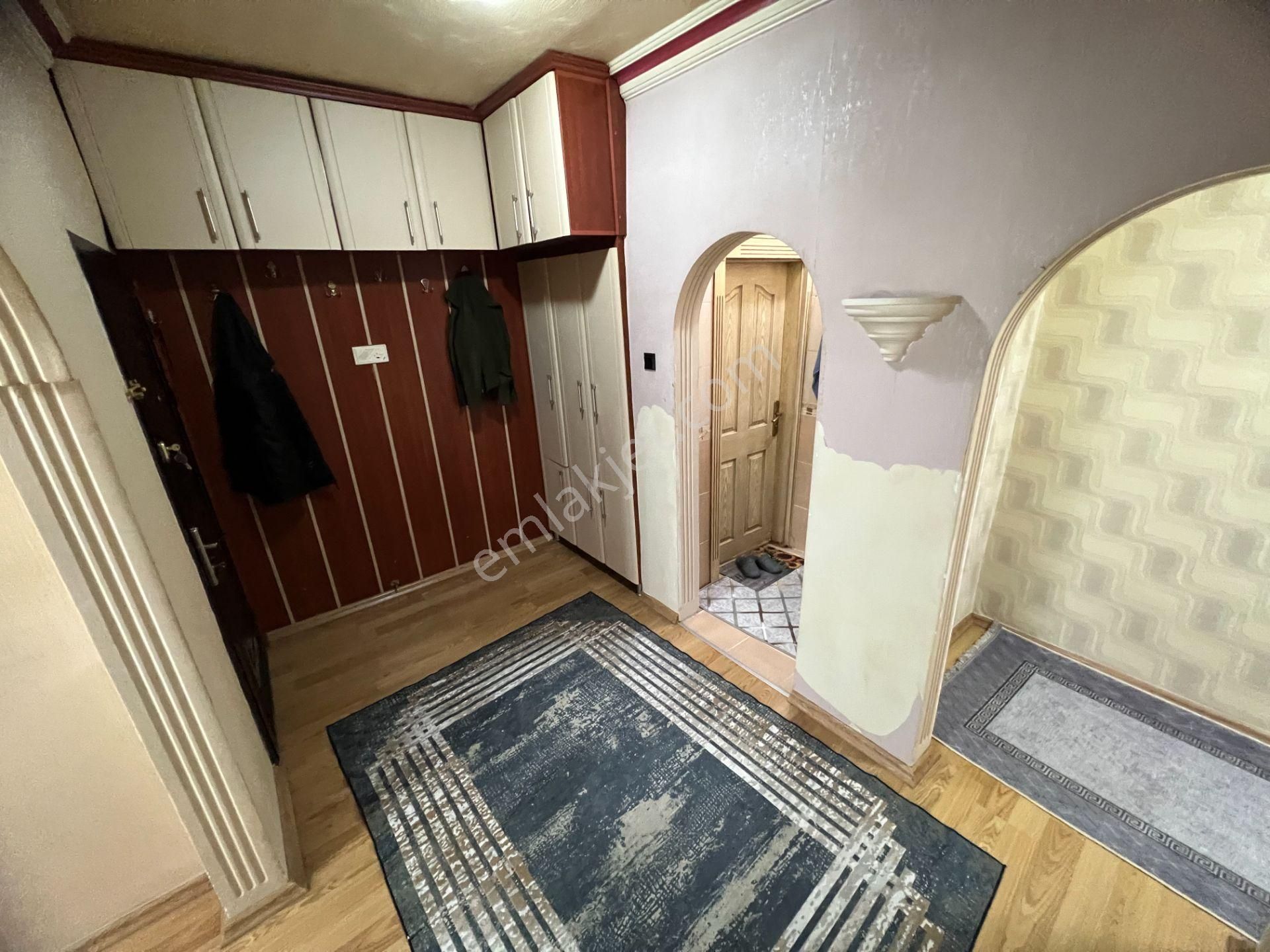 Cihandan Demetevler De Metro Yakını Teras Balkonlu 3+1 Daaire - Görsel 34