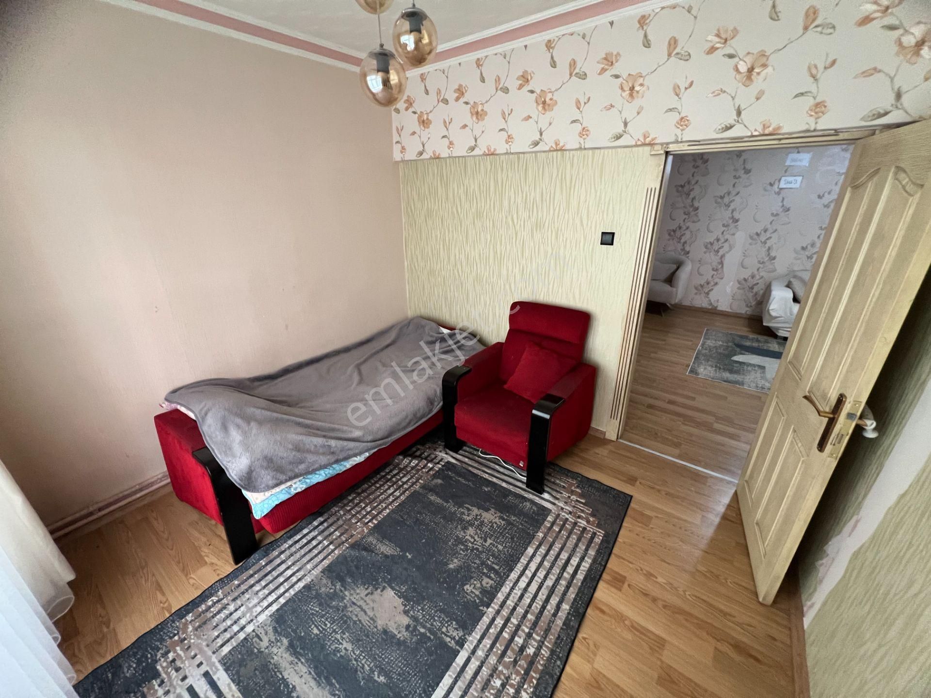 Cihandan Demetevler De Metro Yakını Teras Balkonlu 3+1 Daaire - Görsel 15