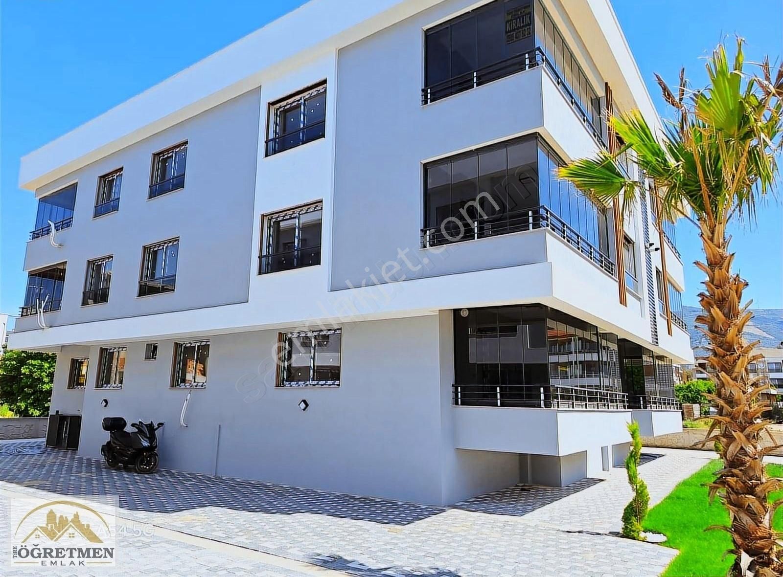 Öğretmen Emlaktan Fen Lisesi Yanında Modern Sitede 3+1 Kiralık
